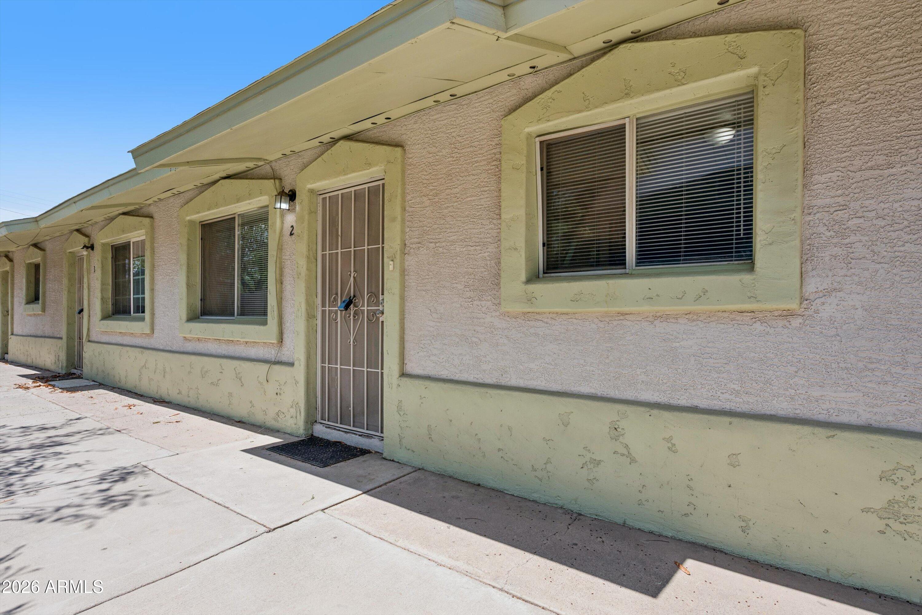 2133 W ADAMS Street 2