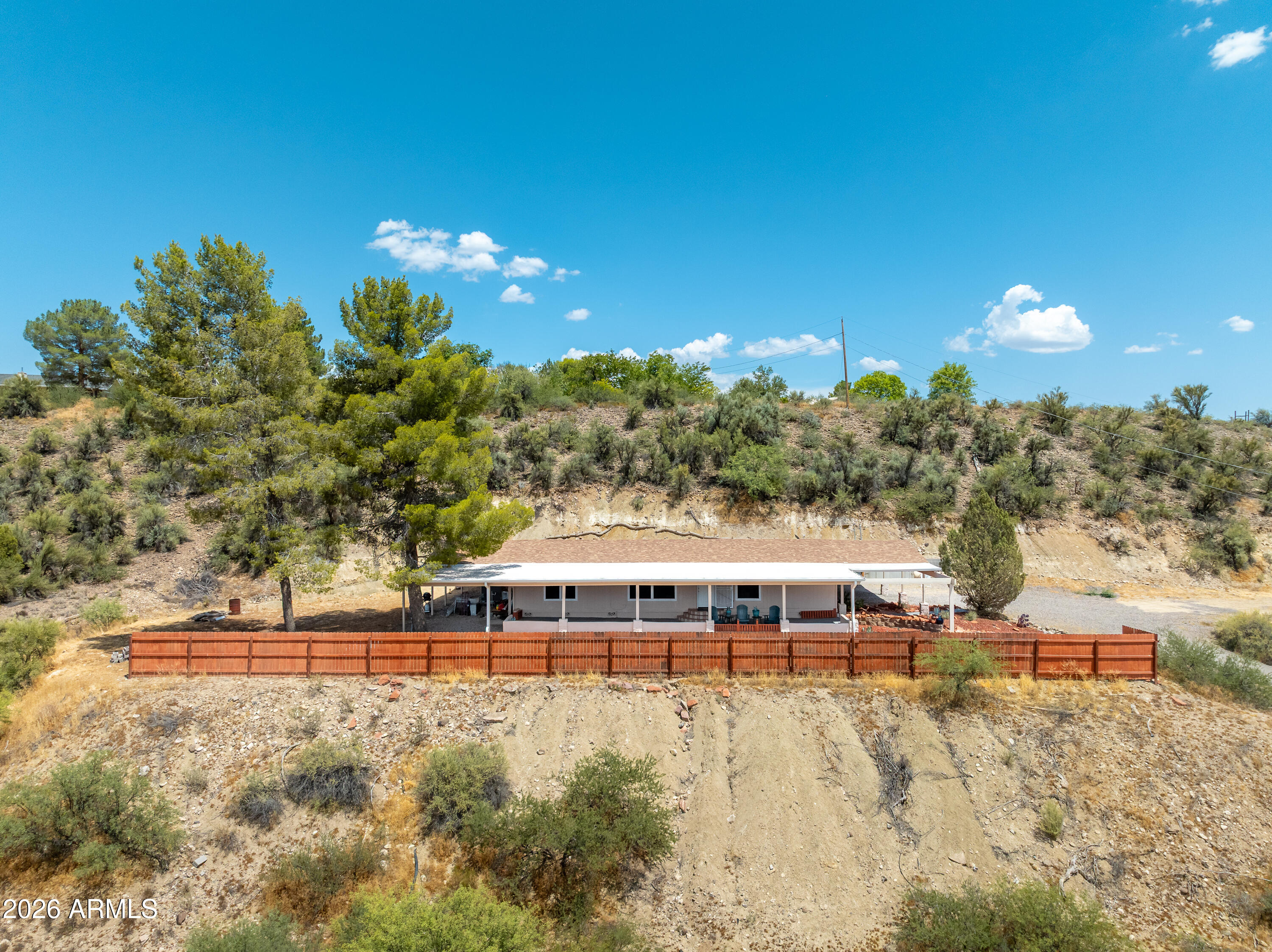 1012 W APACHE Trail