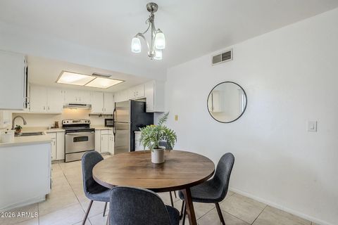 Photo of 16 W Loma Vista Drive #104, Tempe, AZ 85282 (MLS # 6915435)