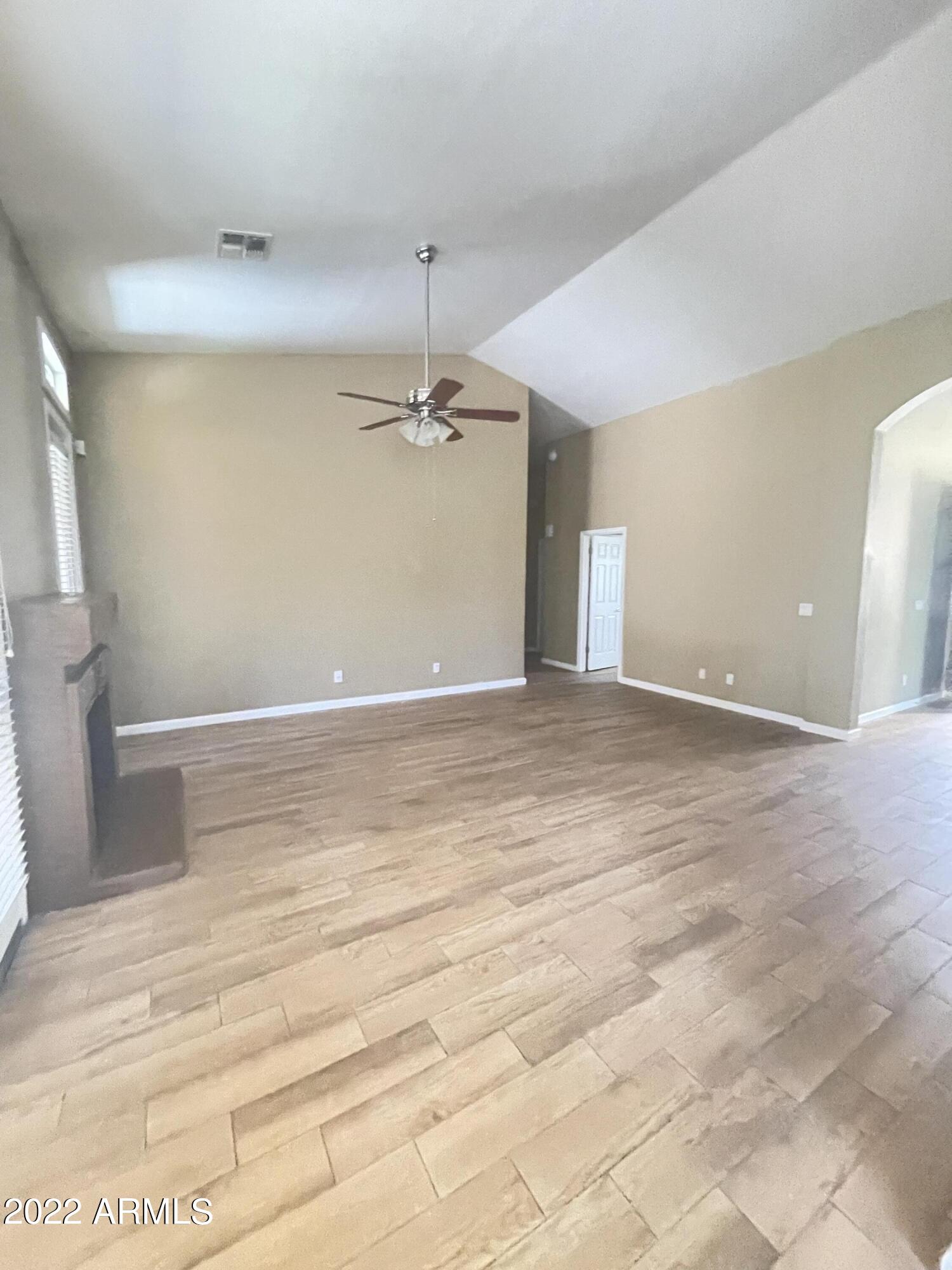 658 N Poplar Court
