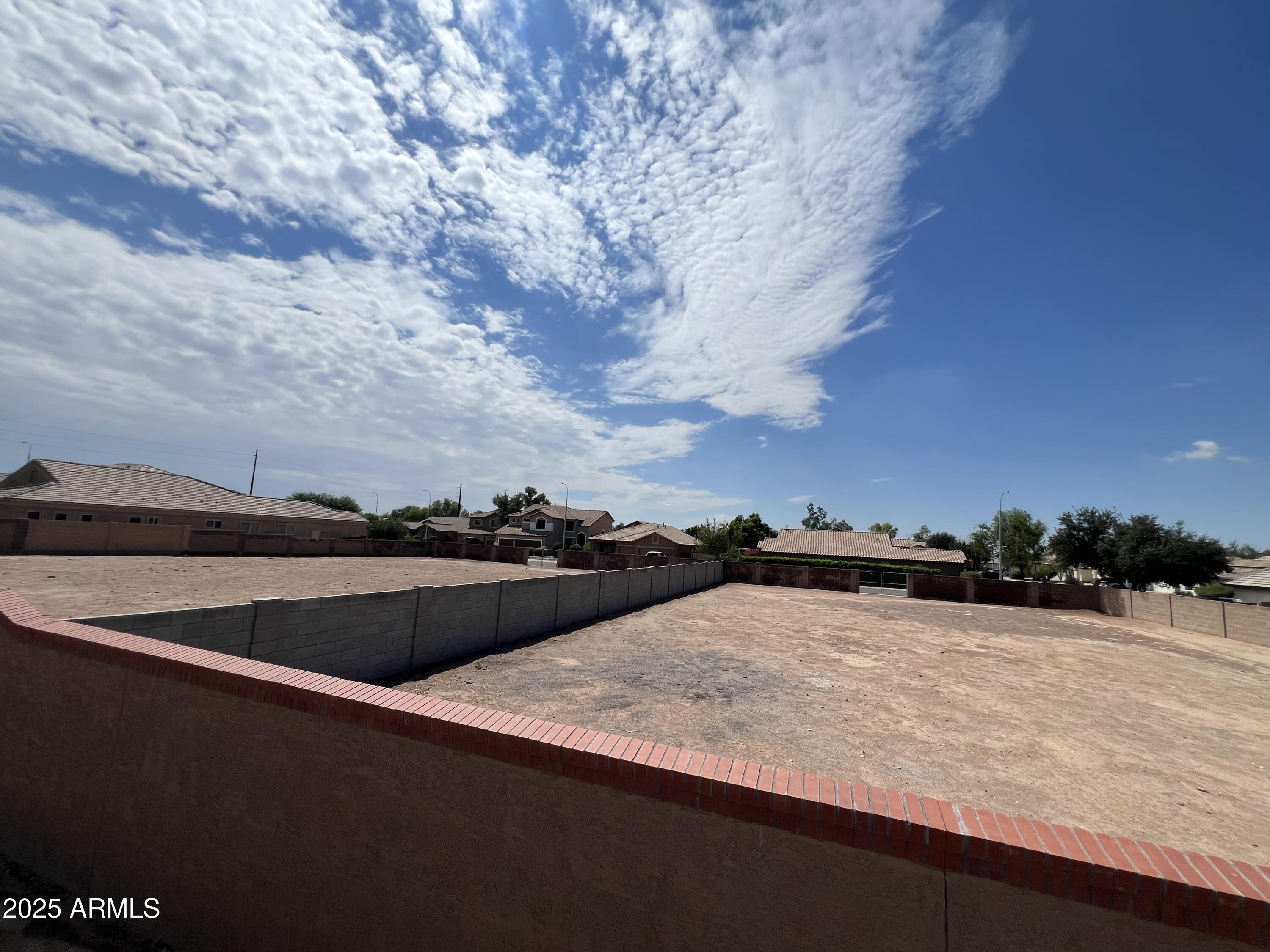 1936 E DERRINGER Way 1