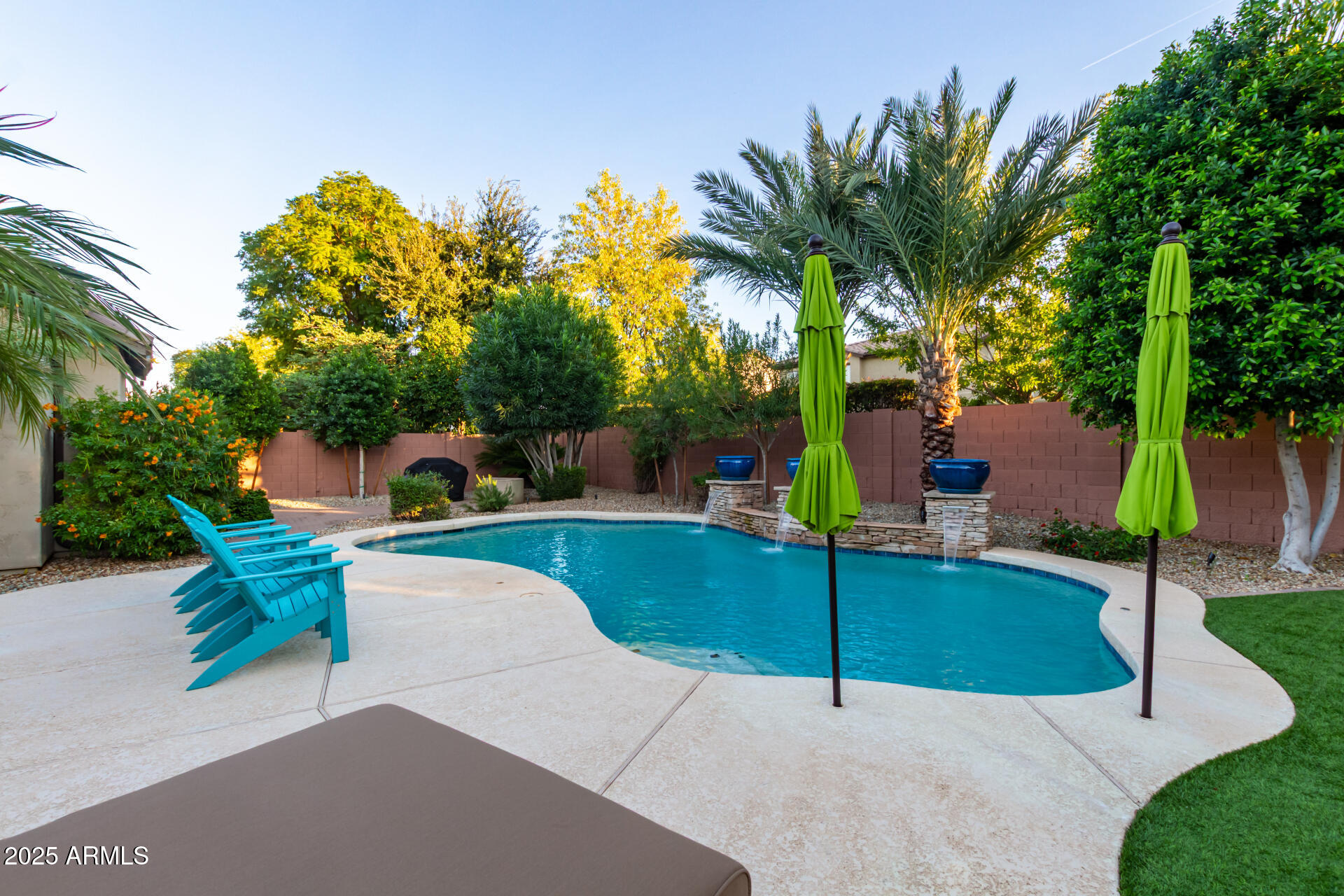 2387 E GLACIER Place