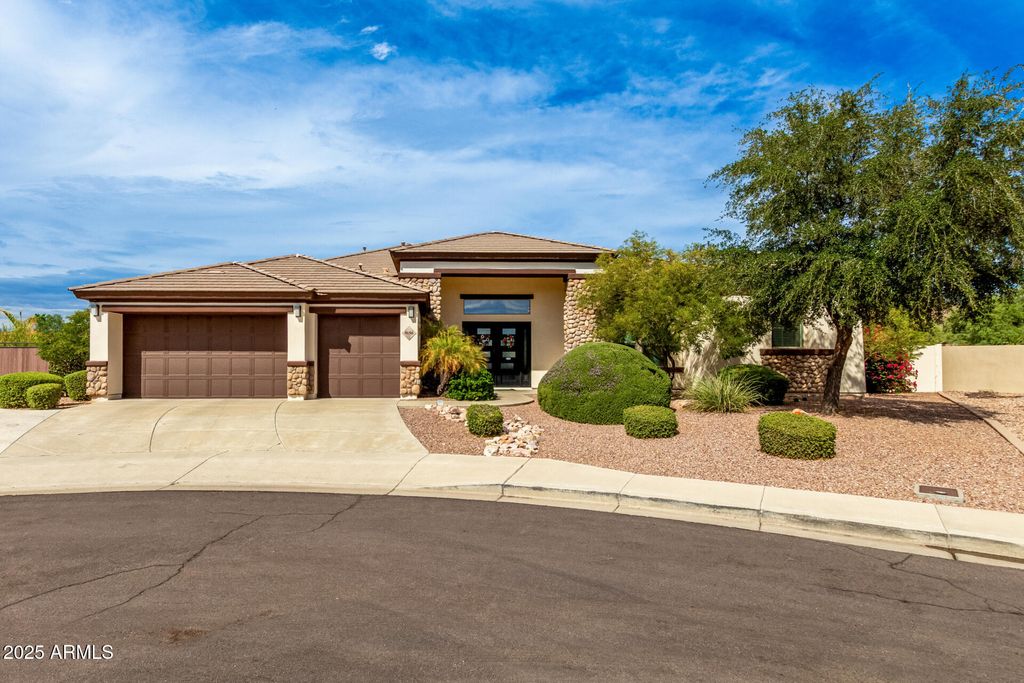 Photo of 9156 W Bajada Road, Peoria, AZ 85383 (MLS # 6922864)