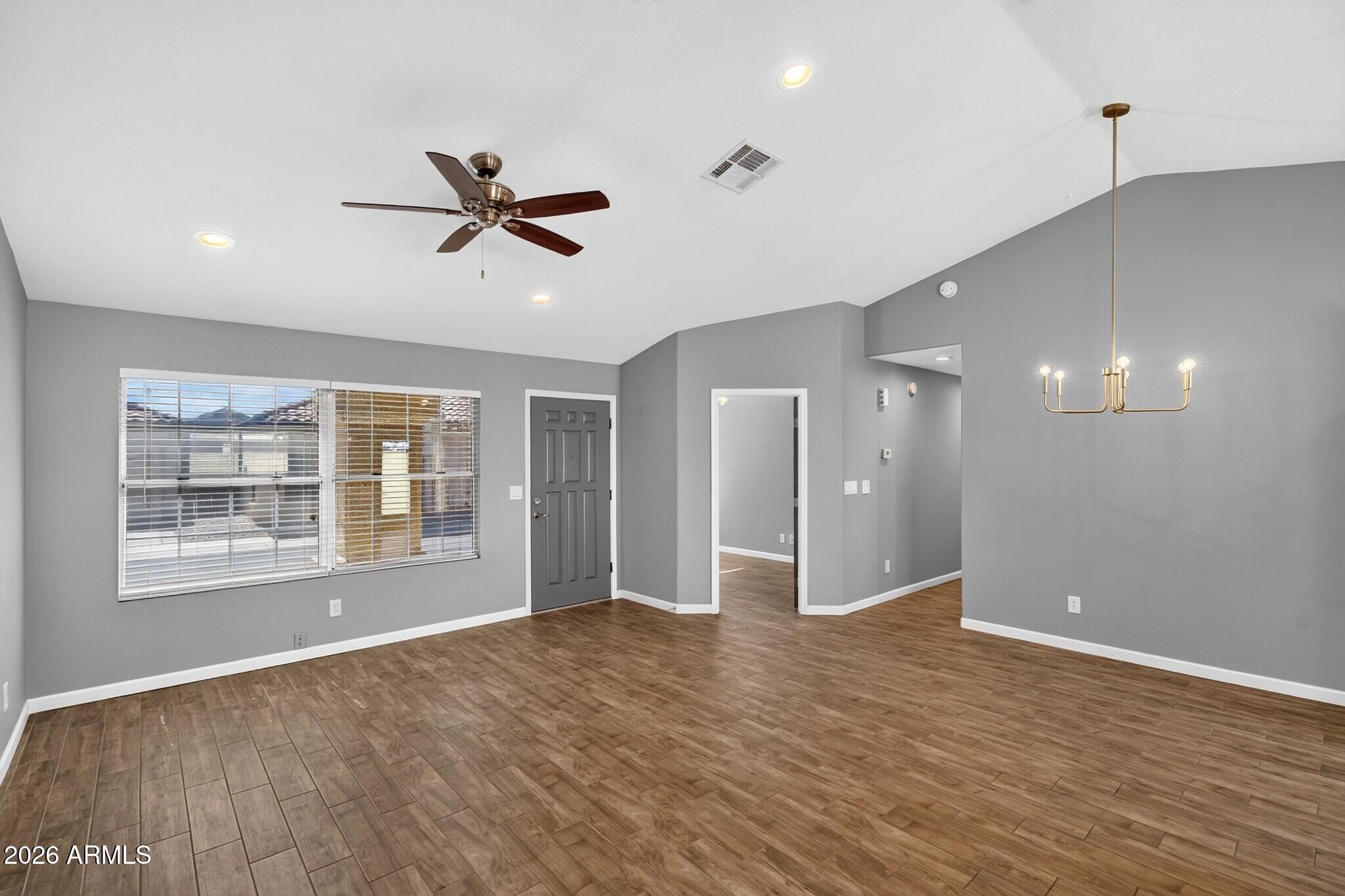 836 E AUDREY Lane
