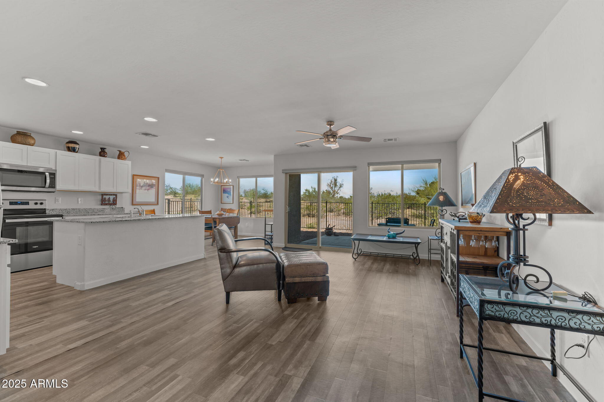 18 W Monte Cristo Drive