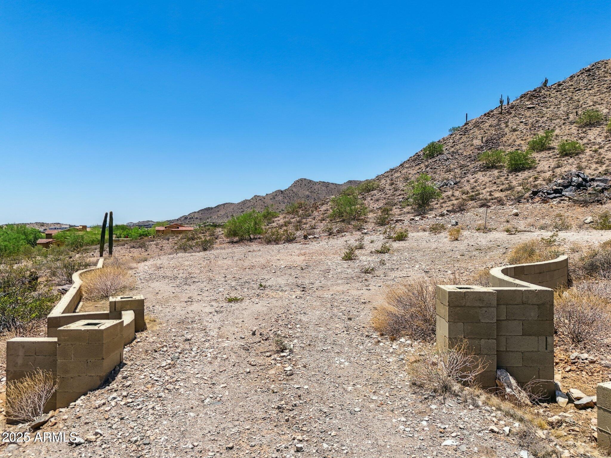 3284 N HIGHLANDS Drive 35