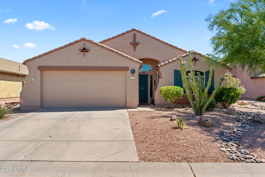 Photo of 10333 E Gold Nugget Court, Gold Canyon, AZ 85118 (MLS # 6869844)