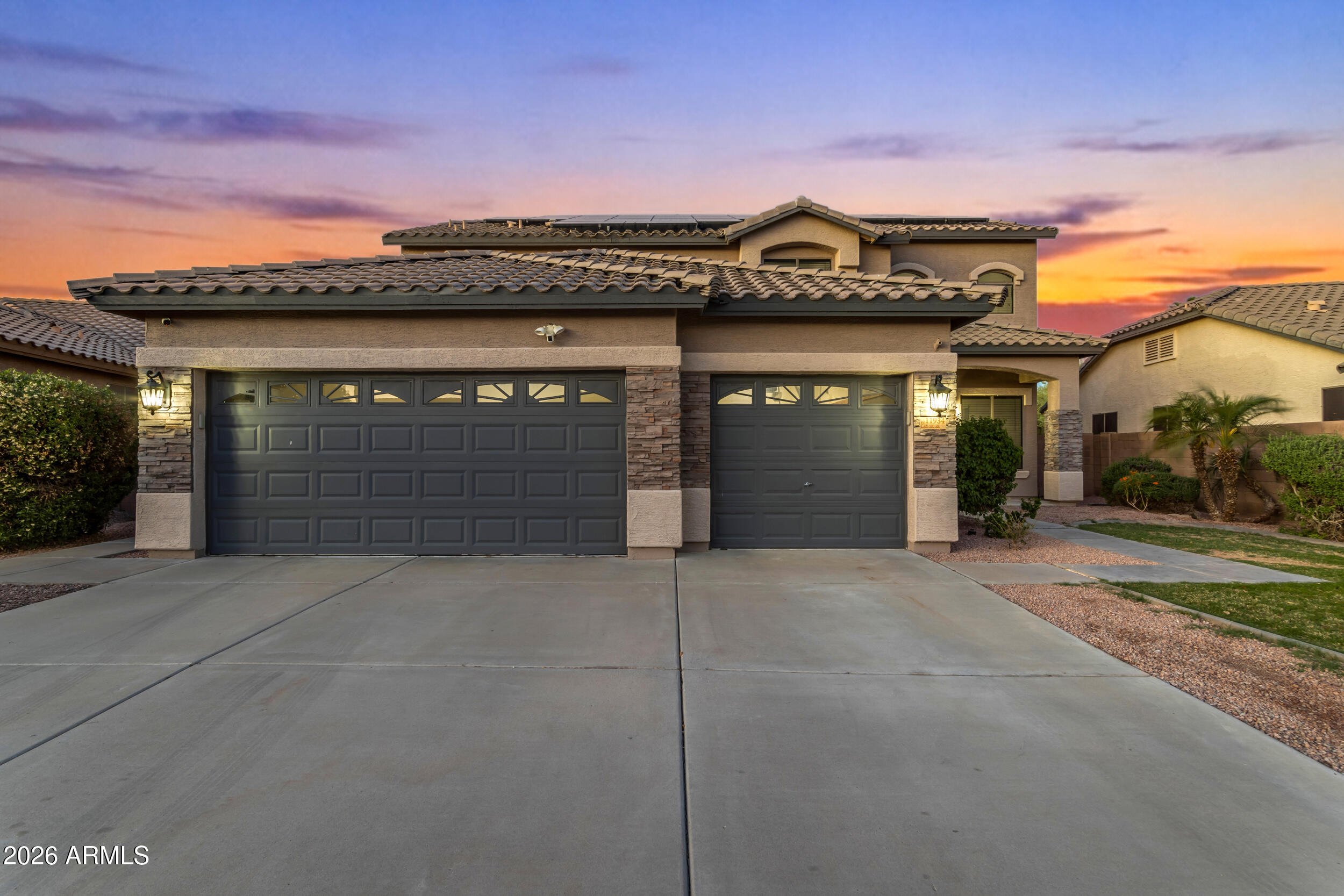 11934 W MONROE Street