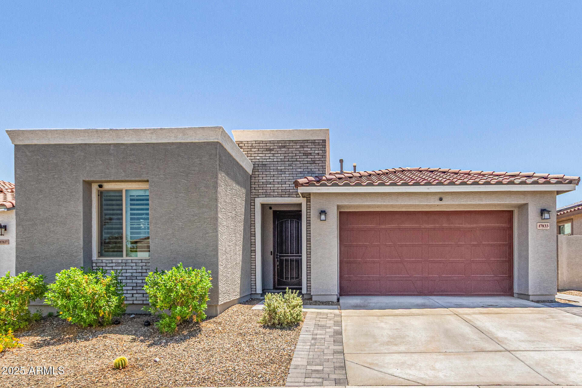 17833 W SAPIUM Way