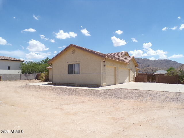 3287 E HAPPY Road
