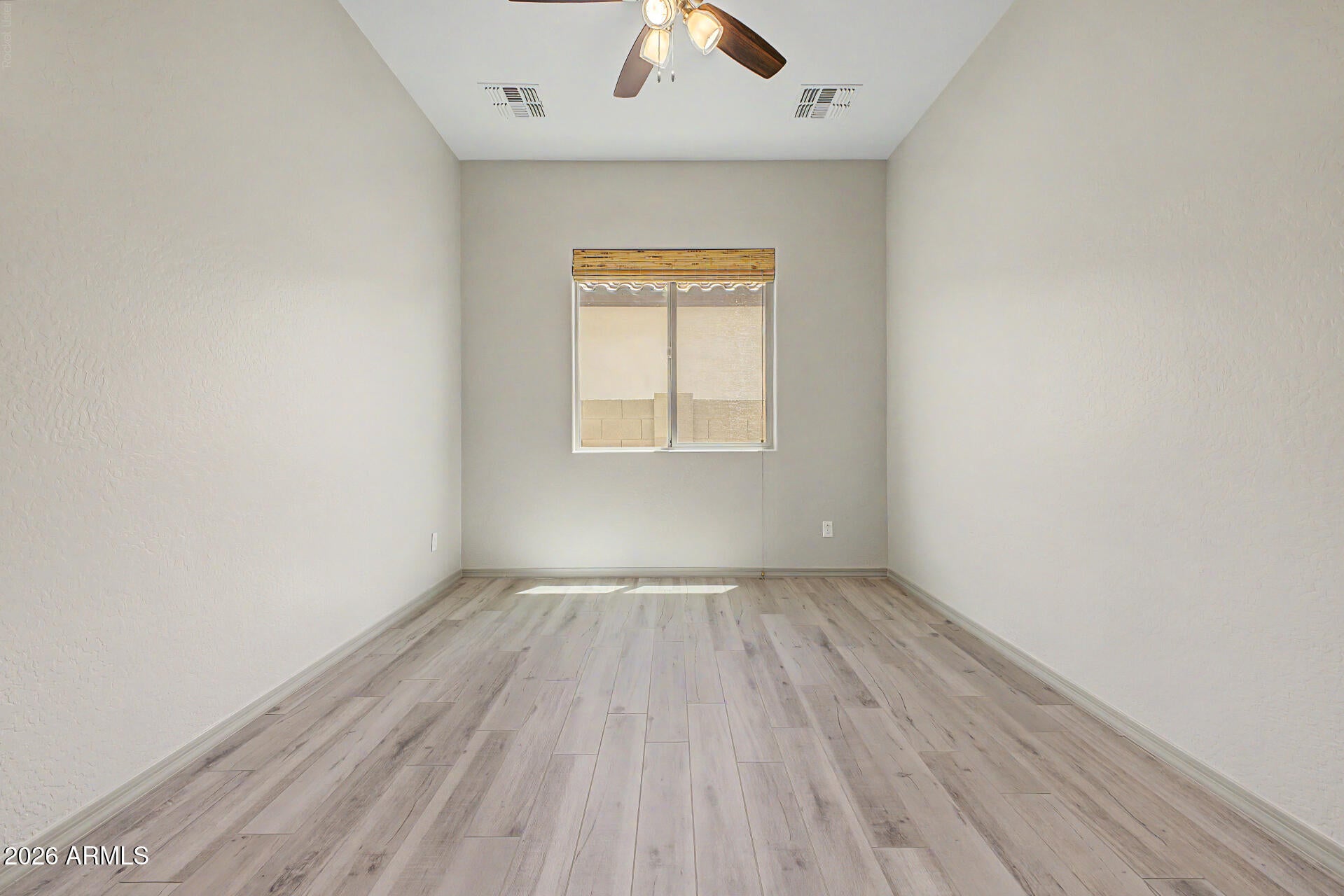 20516 W CARLTON MNR Manor