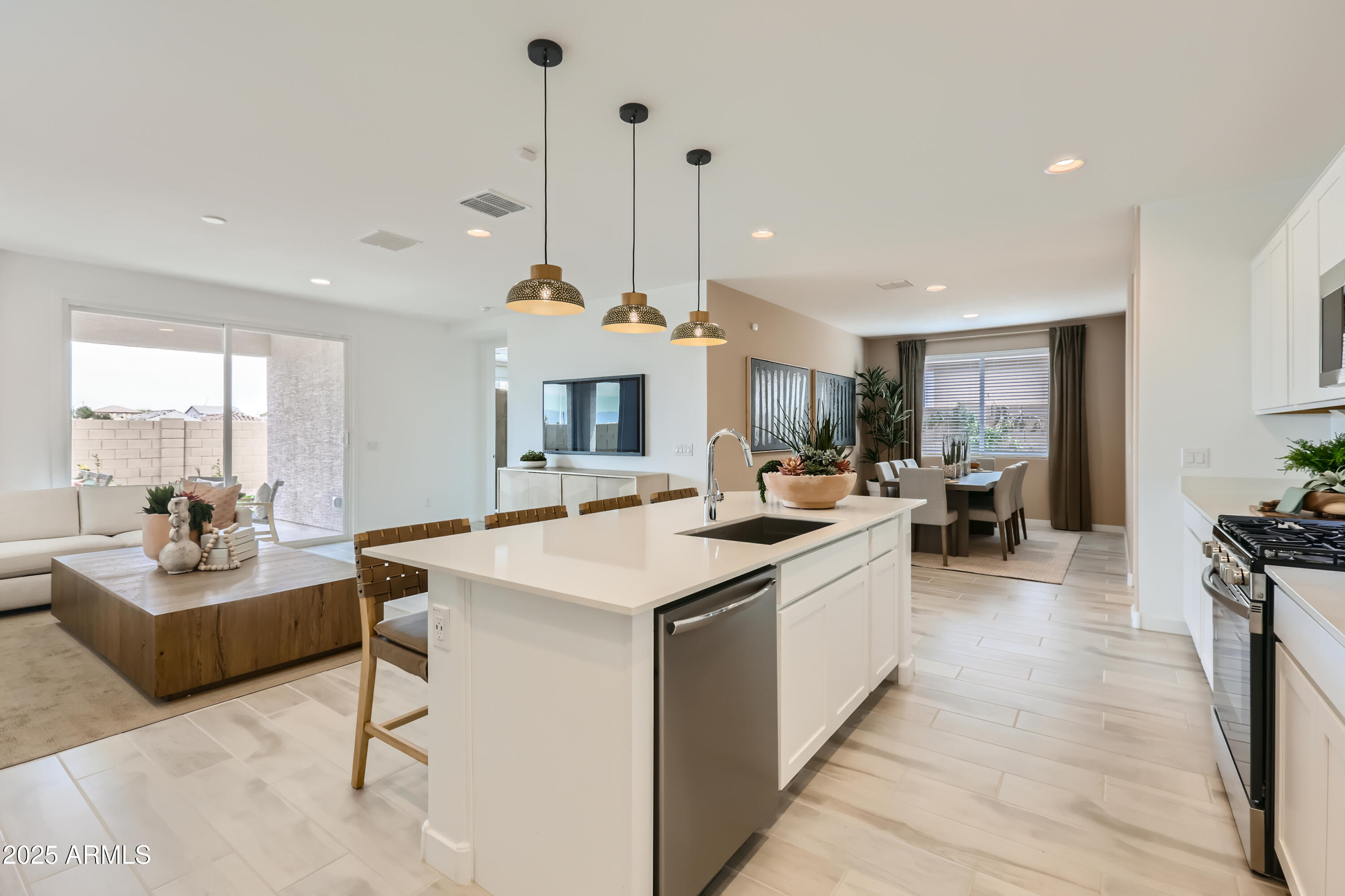 23339 W MOBILE Lane