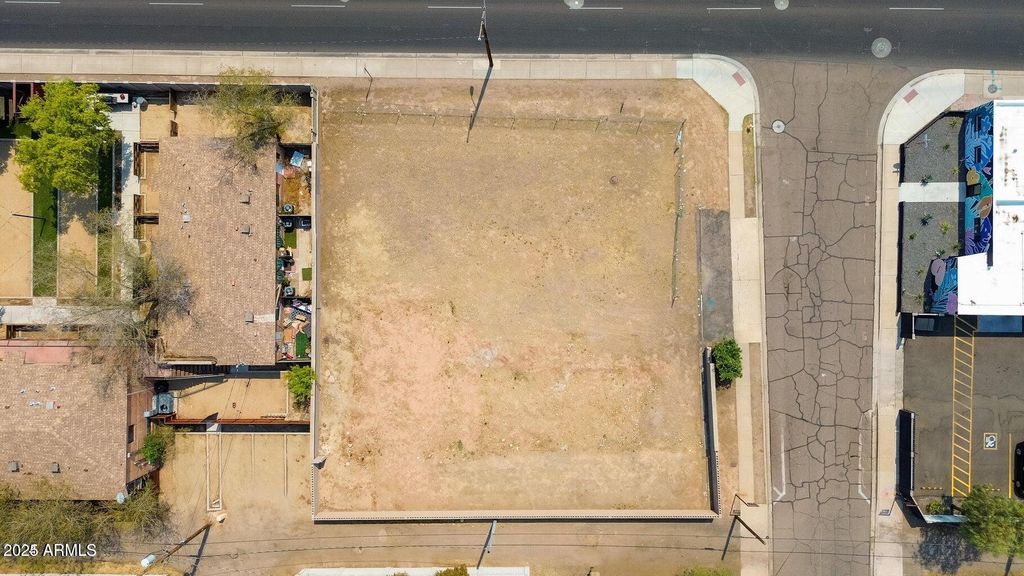 Photo of 15501560 E Coronado Road #-, Phoenix, AZ 85006 (MLS # 6957103)