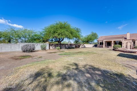 A home in Cave Creek