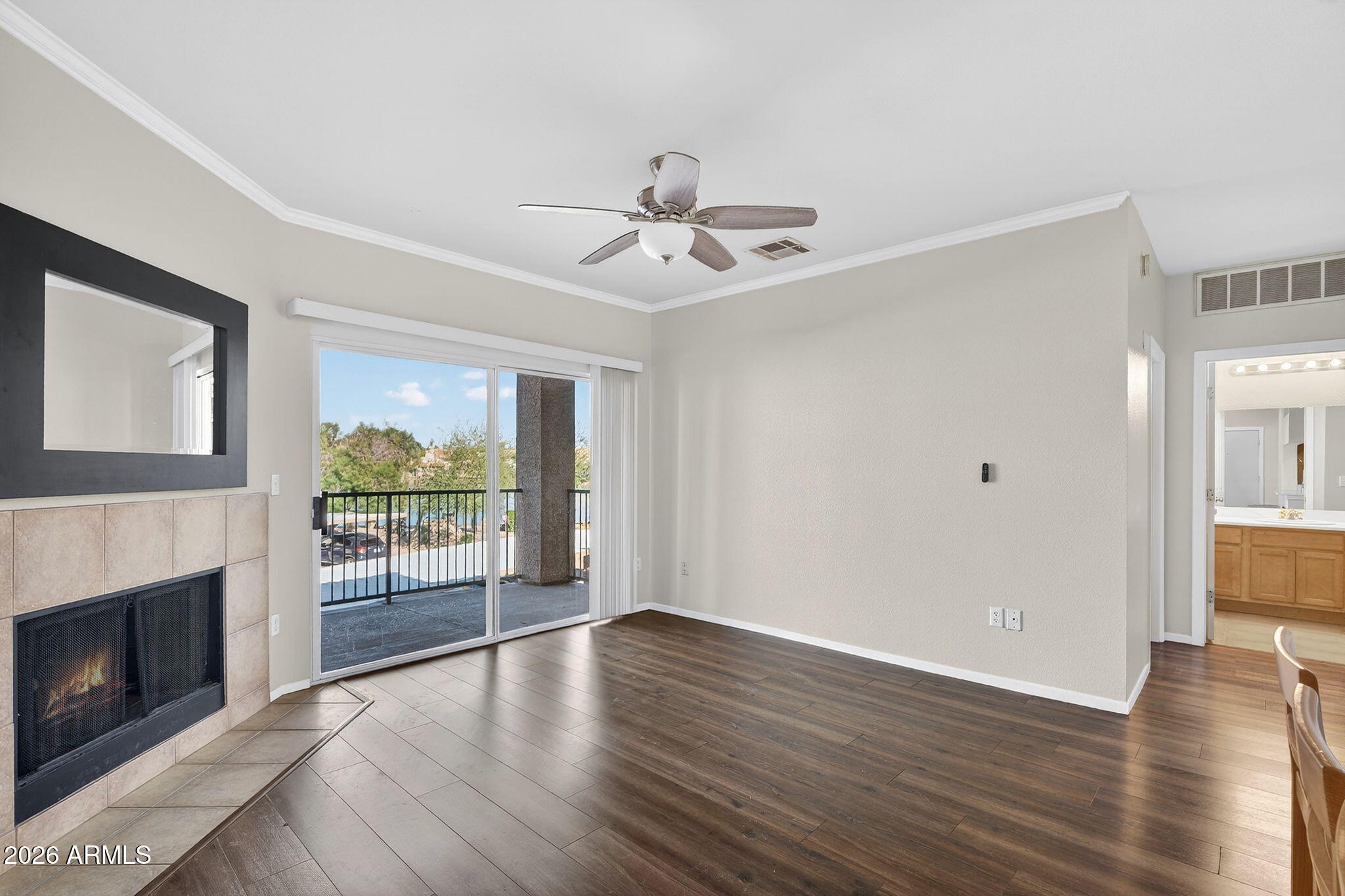 16013 S DESERT FOOTHILLS Parkway 2063