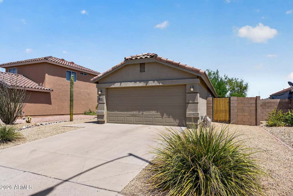 Photo of 11805 N Pablo Street, El Mirage, AZ 85335 (MLS # 7059775)