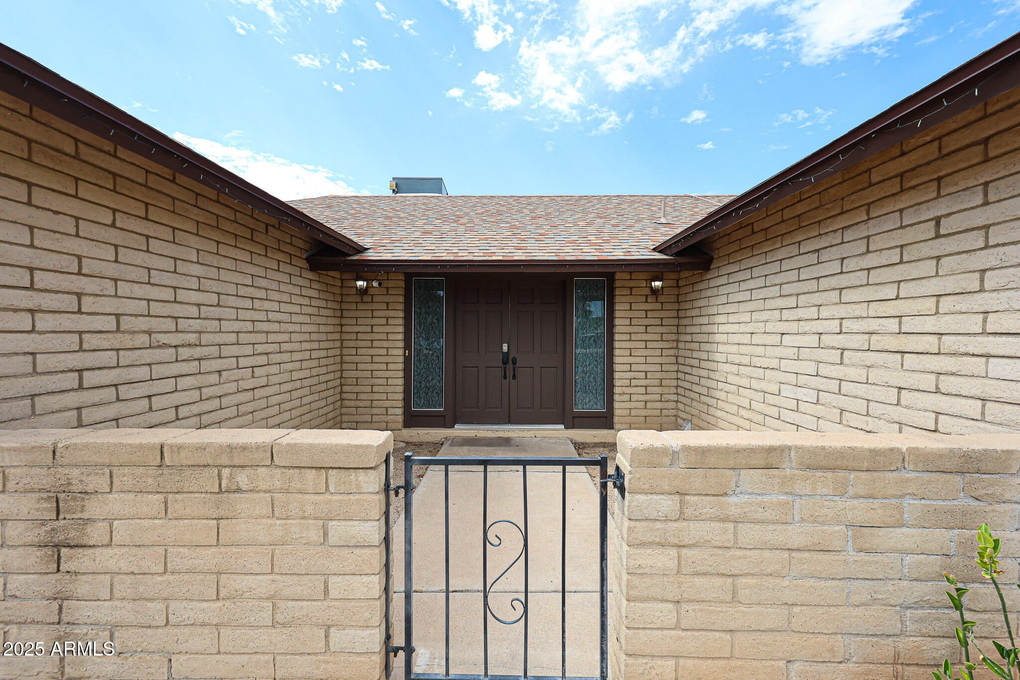 4635 W LIBBY Street