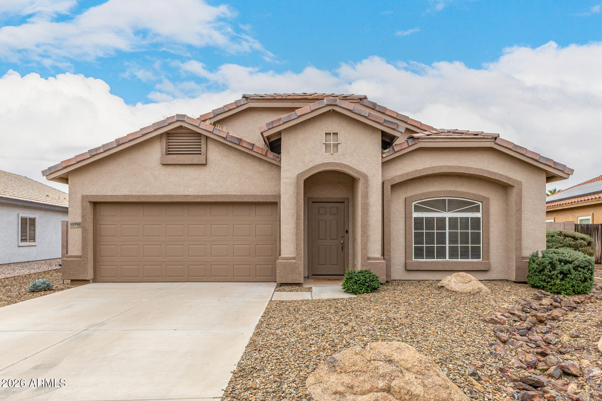 15749 W VENTURA Street