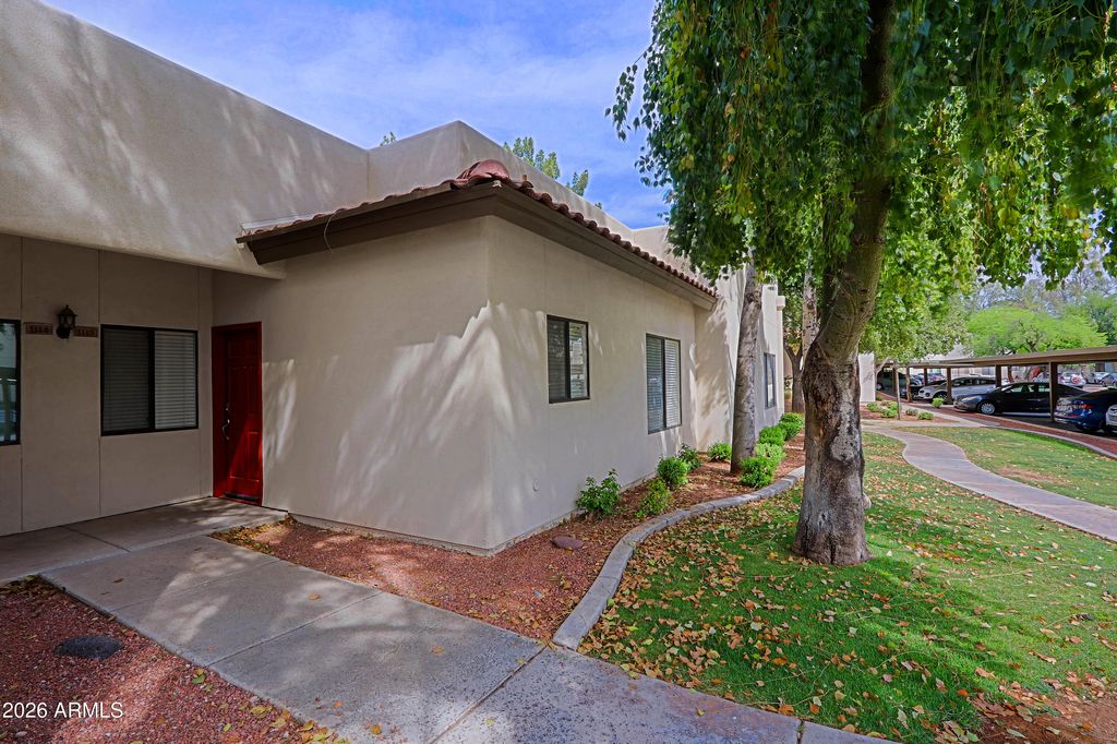 Photo of 750 E Northern Avenue #1113, Phoenix, AZ 85020 (MLS # 7024185)