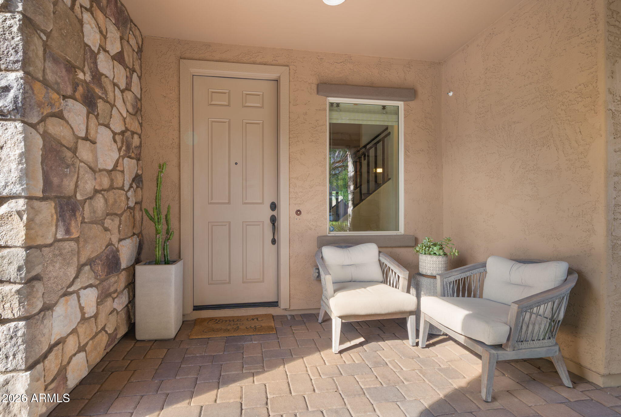 4724 E PARKSIDE Lane