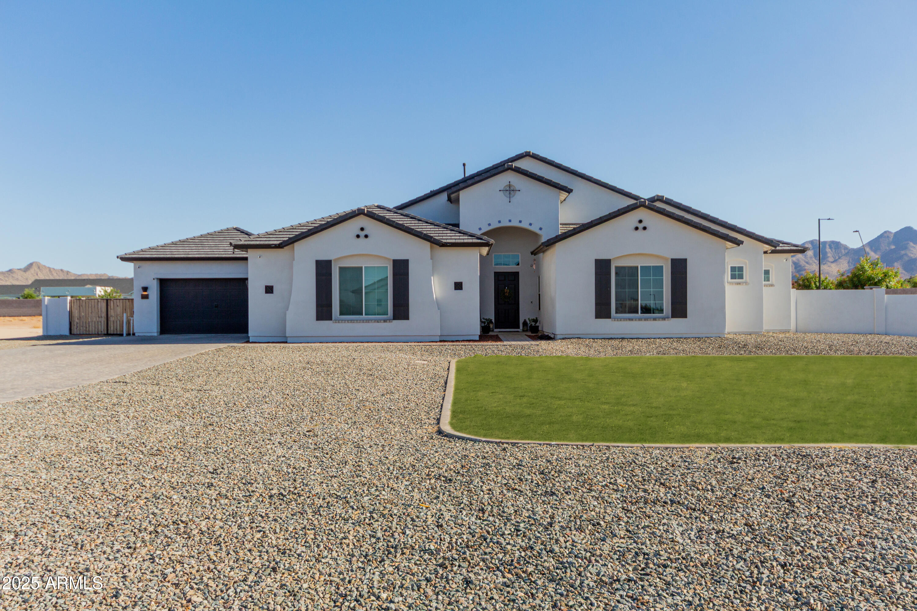 18815 E COUNTRY MEADOWS Court