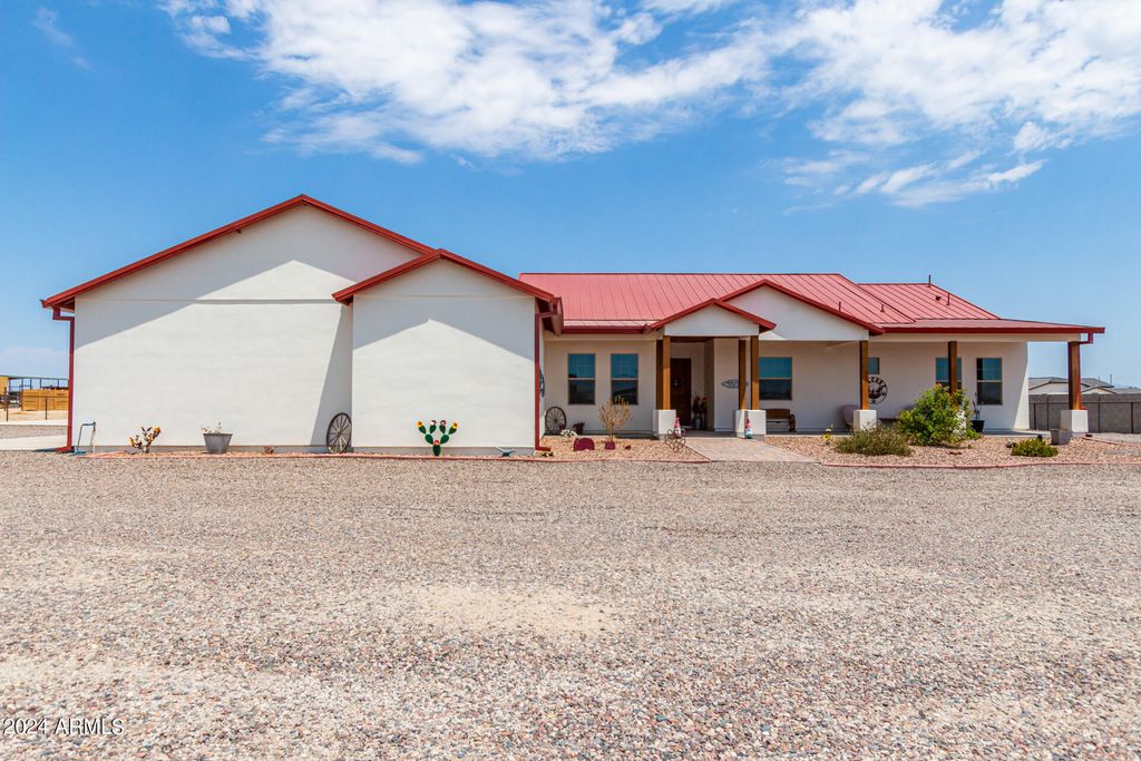 Photo of 5604 S 225th Avenue, Buckeye, AZ 85326 (MLS # 6927009)