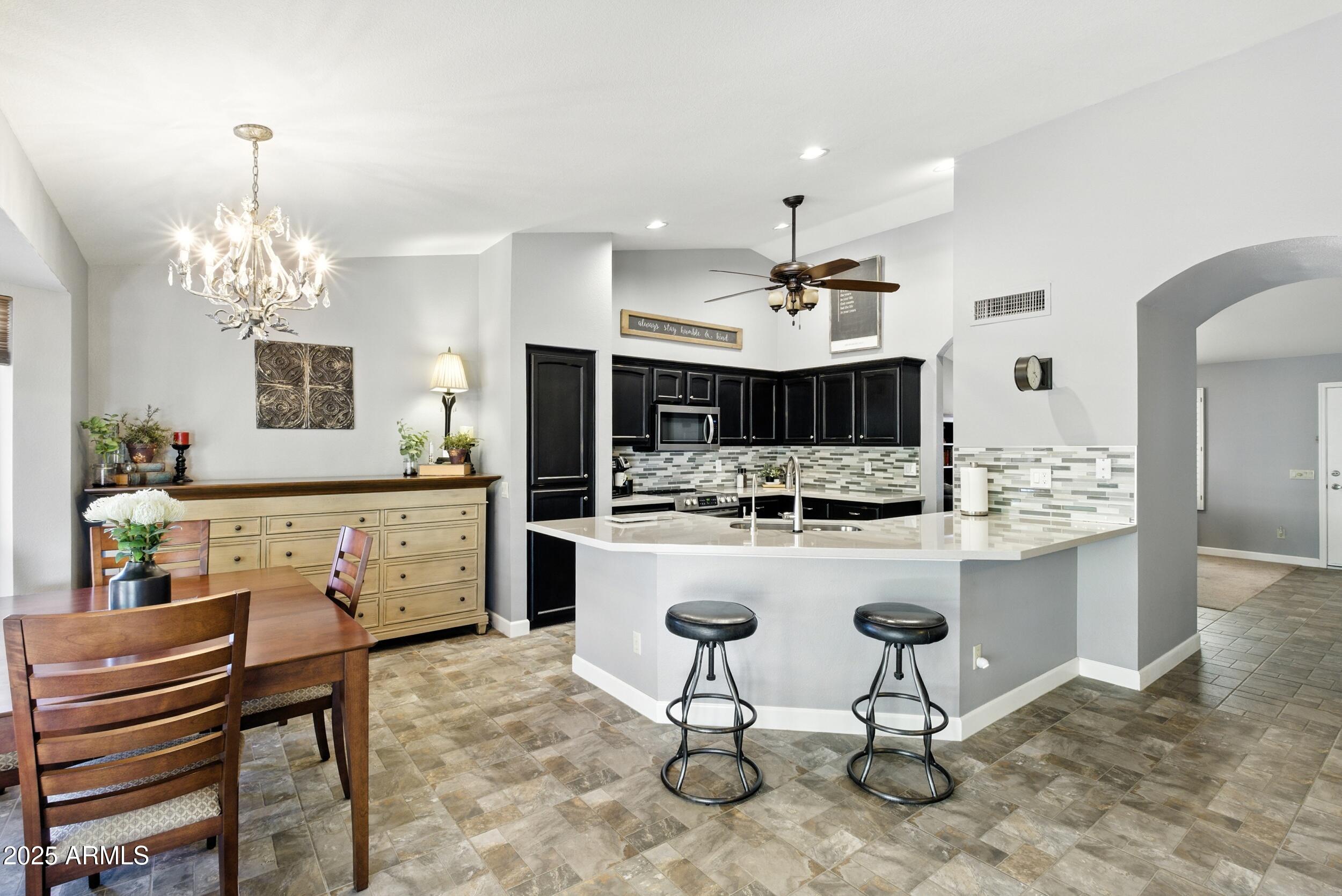 10622 E NACOMA Drive