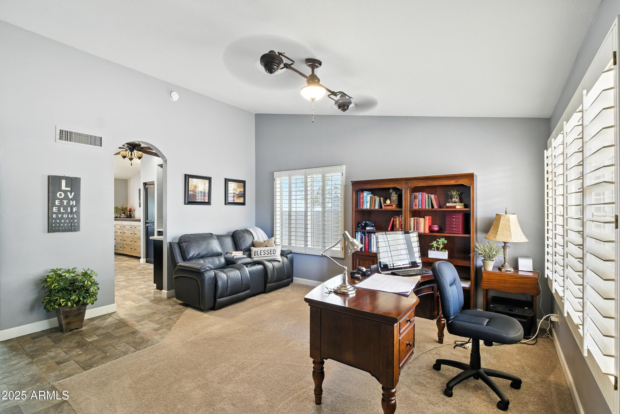 10622 E NACOMA Drive