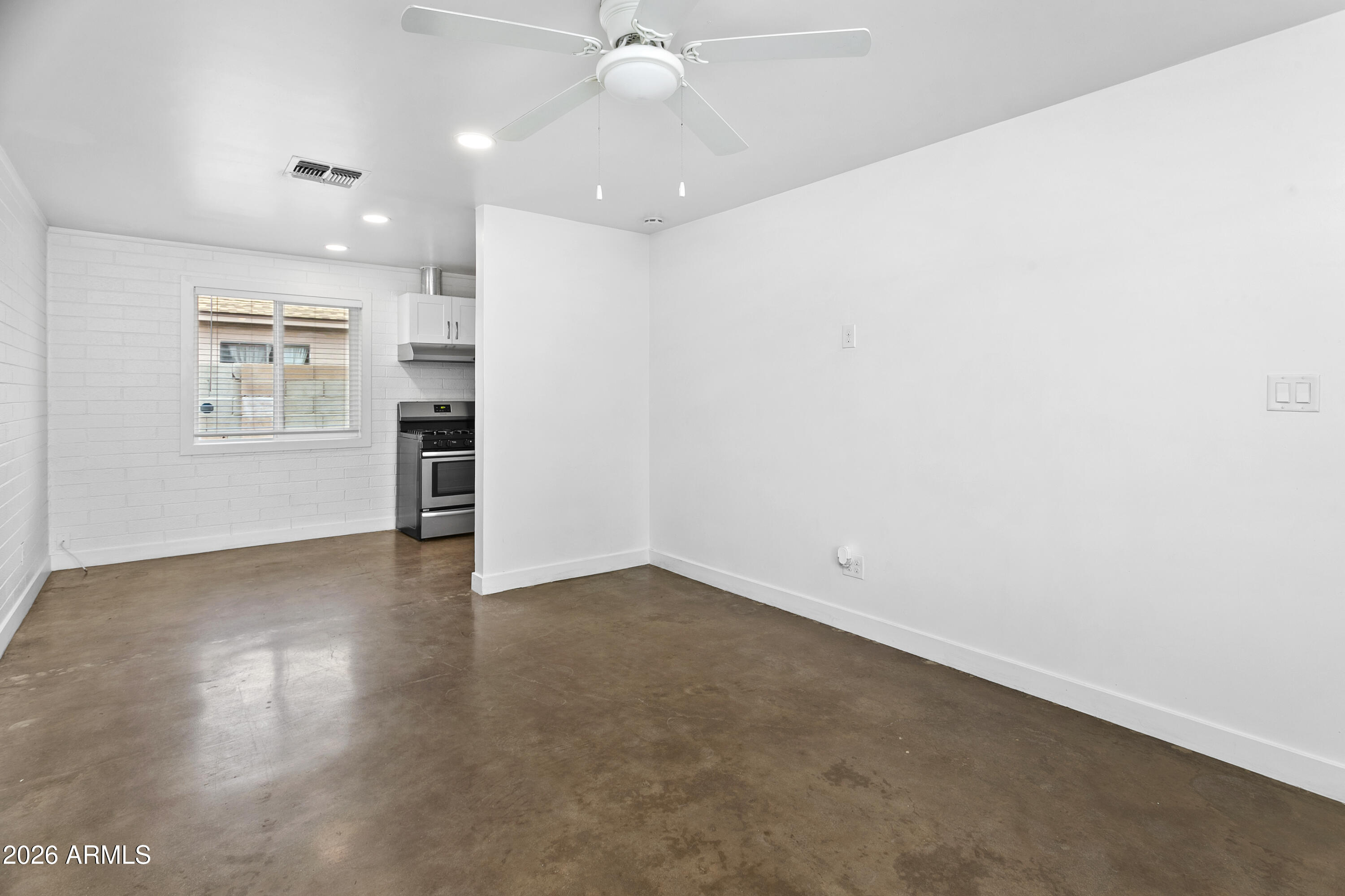 1646 E Mckinley Street 2