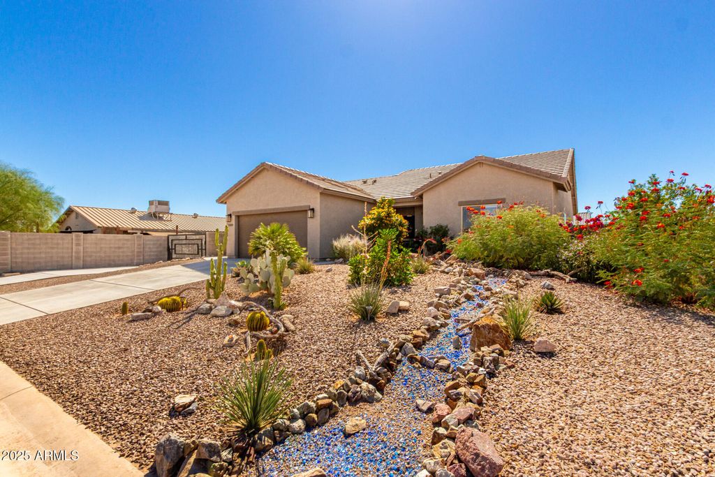 Photo of 12503 W Carousel Drive, Arizona City, AZ 85123 (MLS # 6929399)