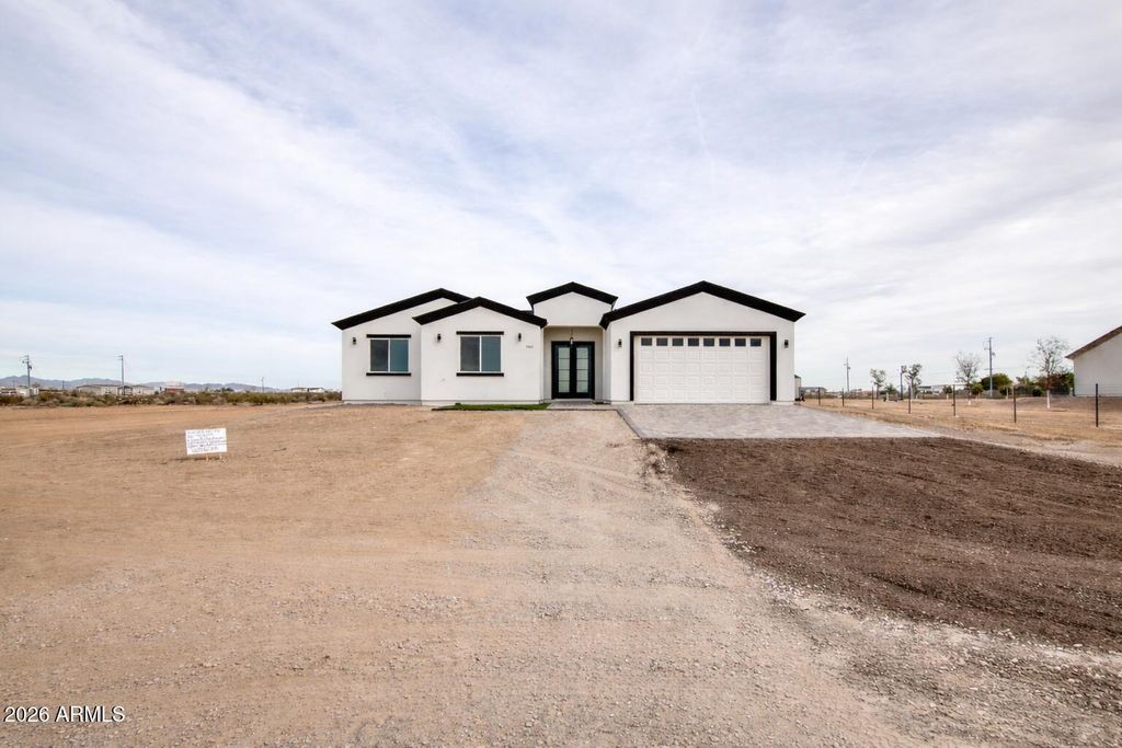 Photo of 6523 S 333rd Avenue, Tonopah, AZ 85354 (MLS # 6973387)