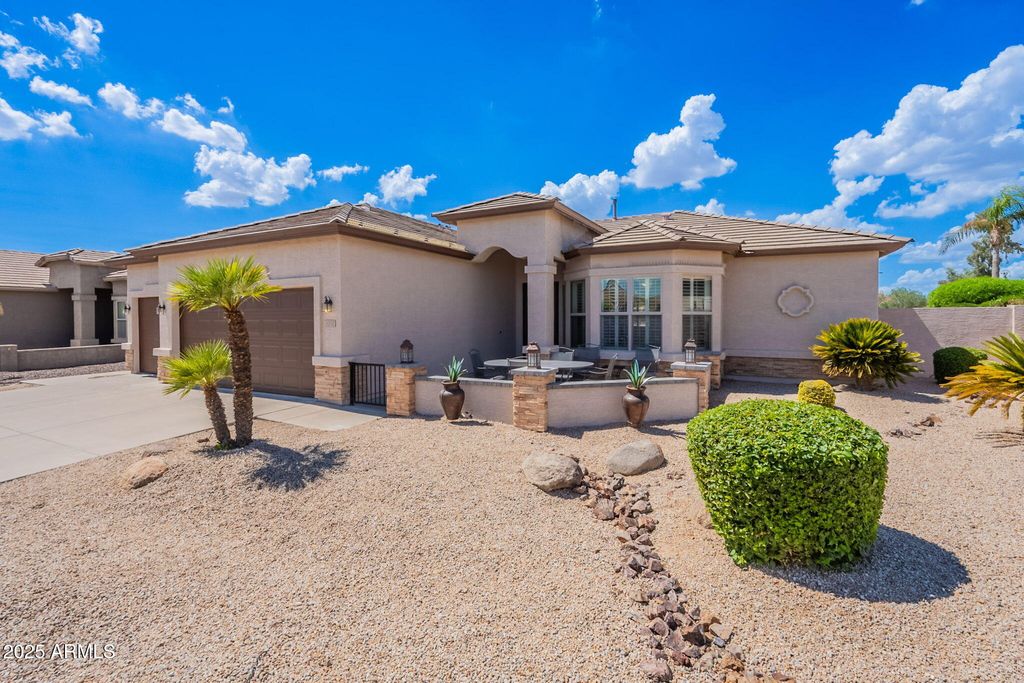 Photo of 6762 S Santa Rita Way, Chandler, AZ 85249 (MLS # 6917938)