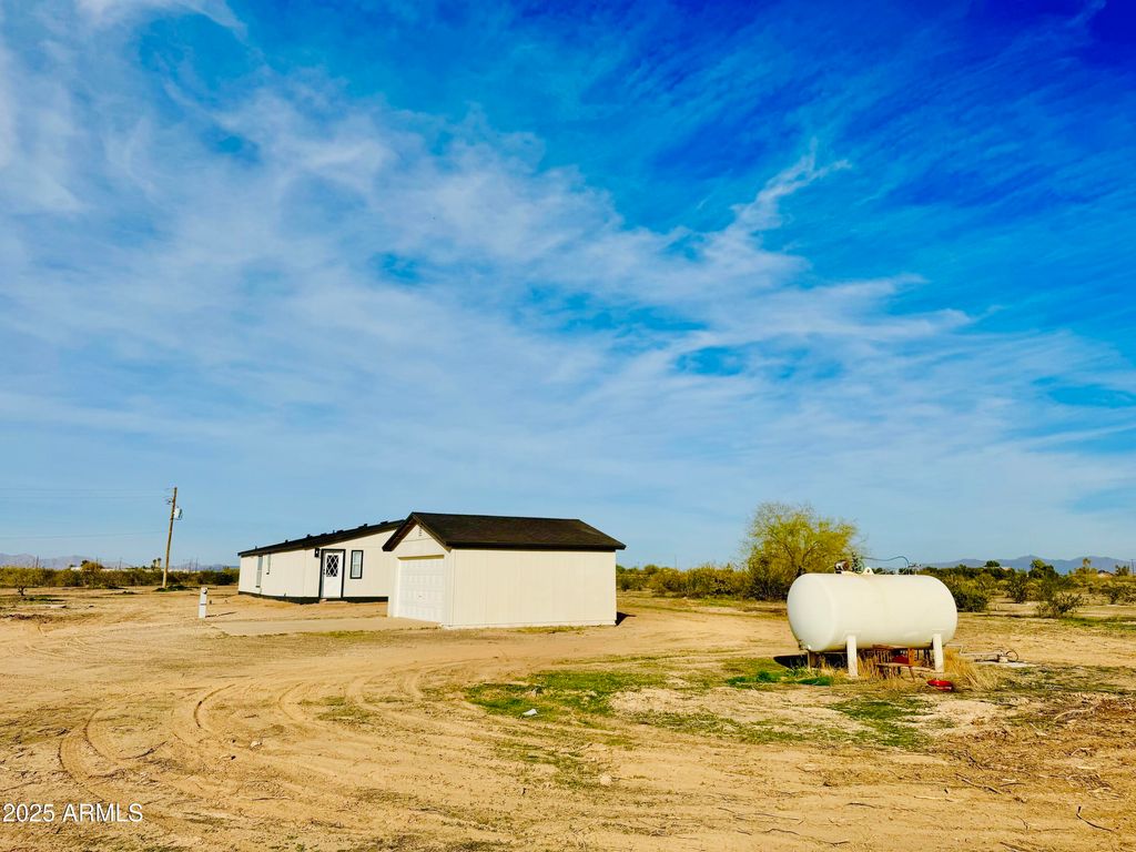 Photo of 1822 S 371st Avenue, Tonopah, AZ 85354 (MLS # 6959752)