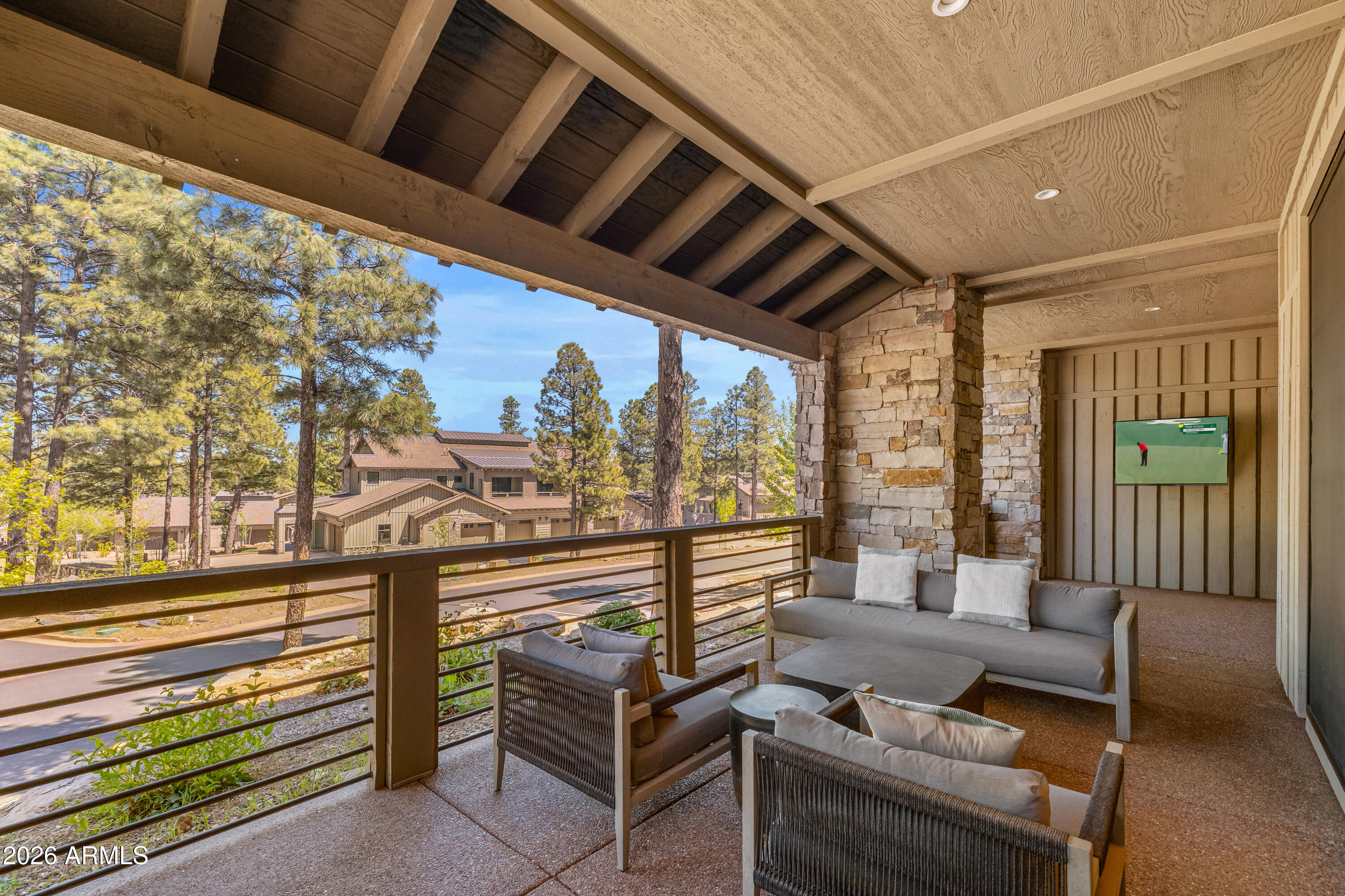 Flagstaff, Arizona, 86005, United States, 3 Bedrooms Bedrooms, ,4 BathroomsBathrooms,Residential,Active,2032069