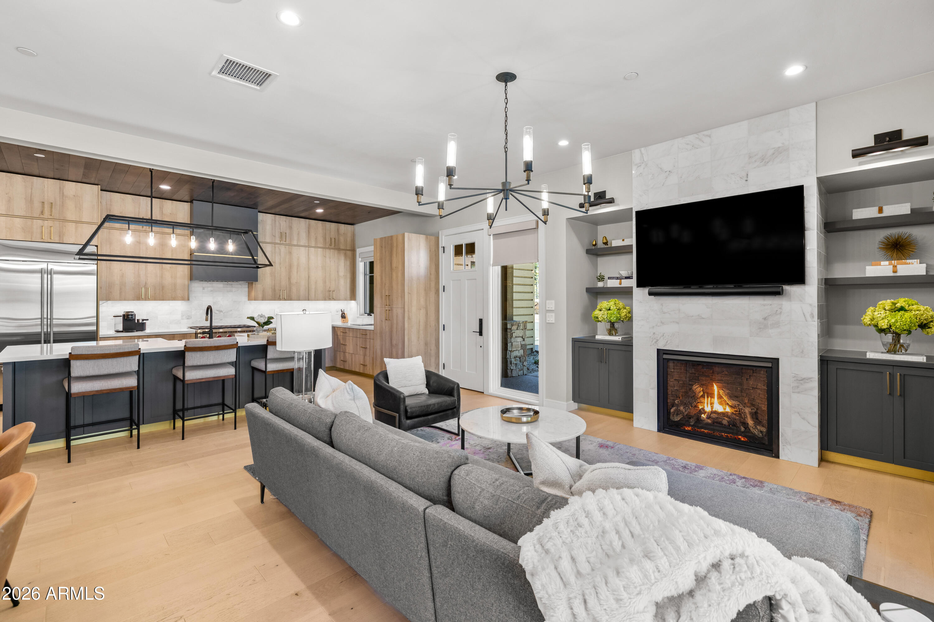 Flagstaff, Arizona, 86005, United States, 3 Bedrooms Bedrooms, ,4 BathroomsBathrooms,Residential,Active,2032069