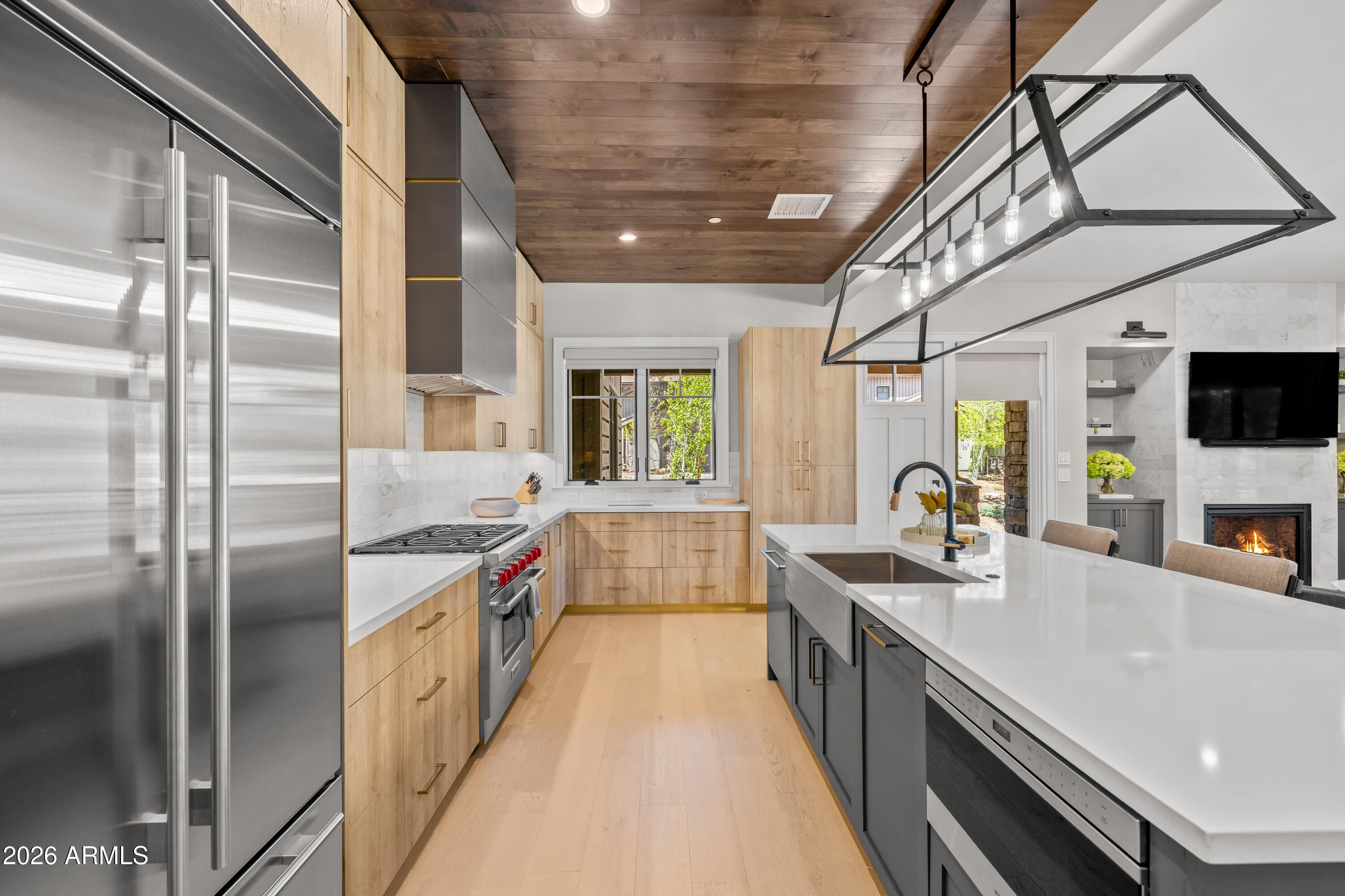 Flagstaff, Arizona, 86005, United States, 3 Bedrooms Bedrooms, ,4 BathroomsBathrooms,Residential,Active,2032069