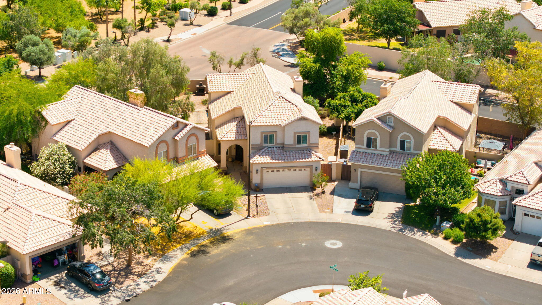 219 W ENSUENO Street