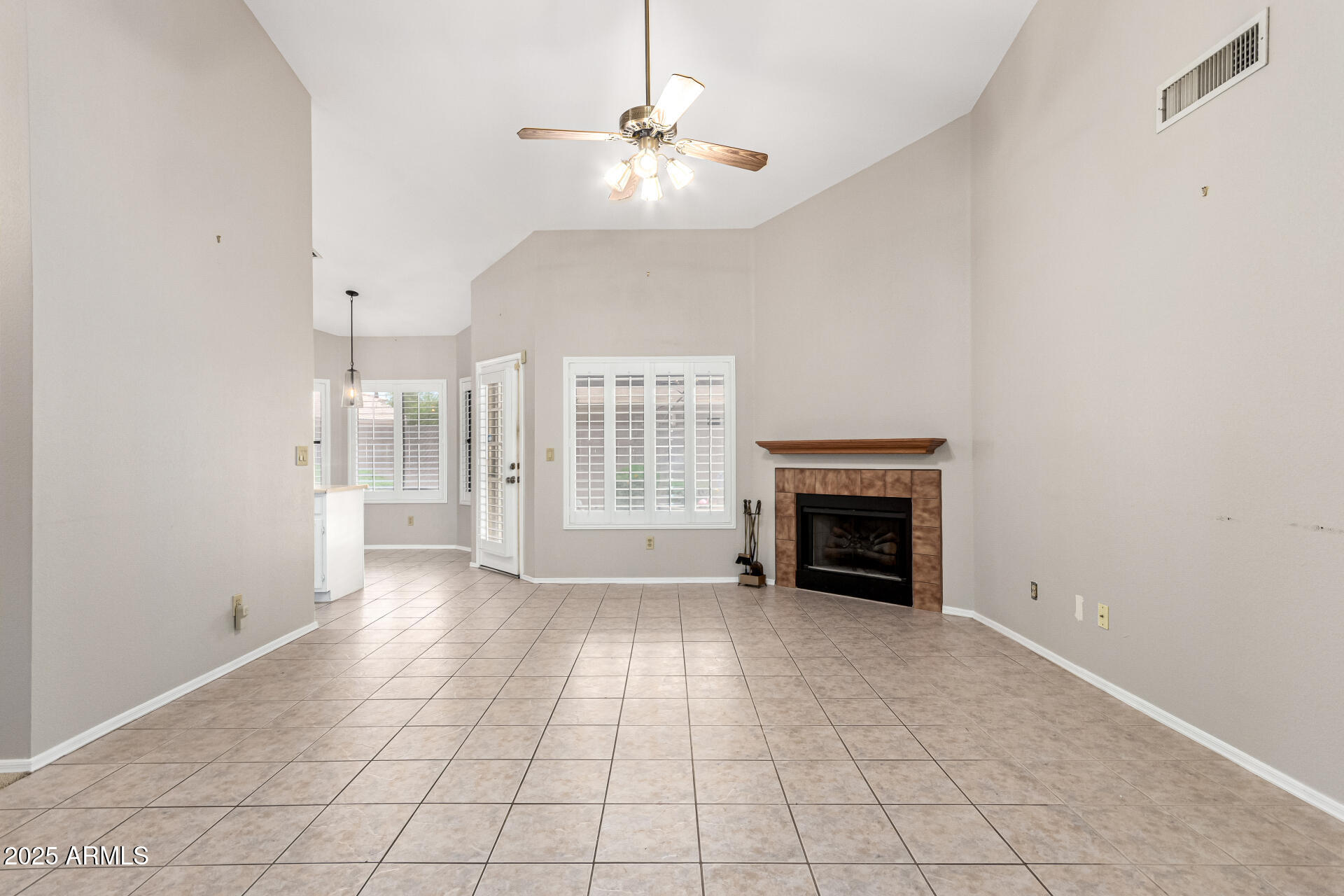 11524 W ROSEWOOD Drive
