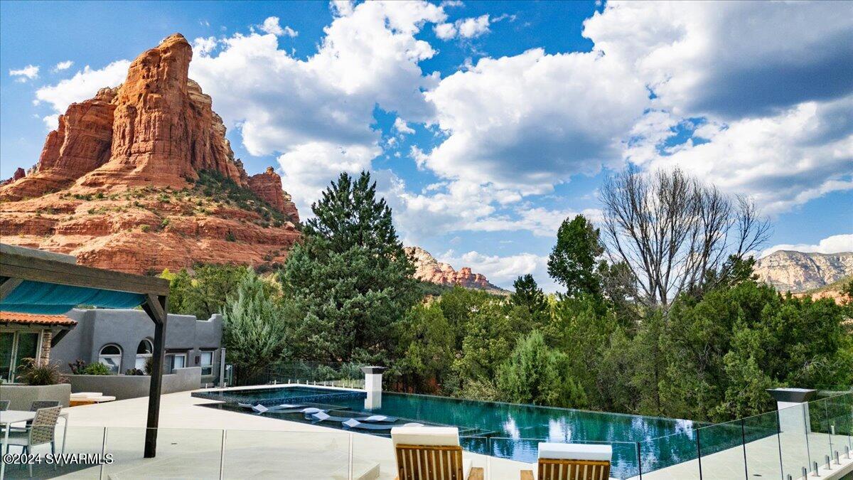 Shadow Rock - Residential