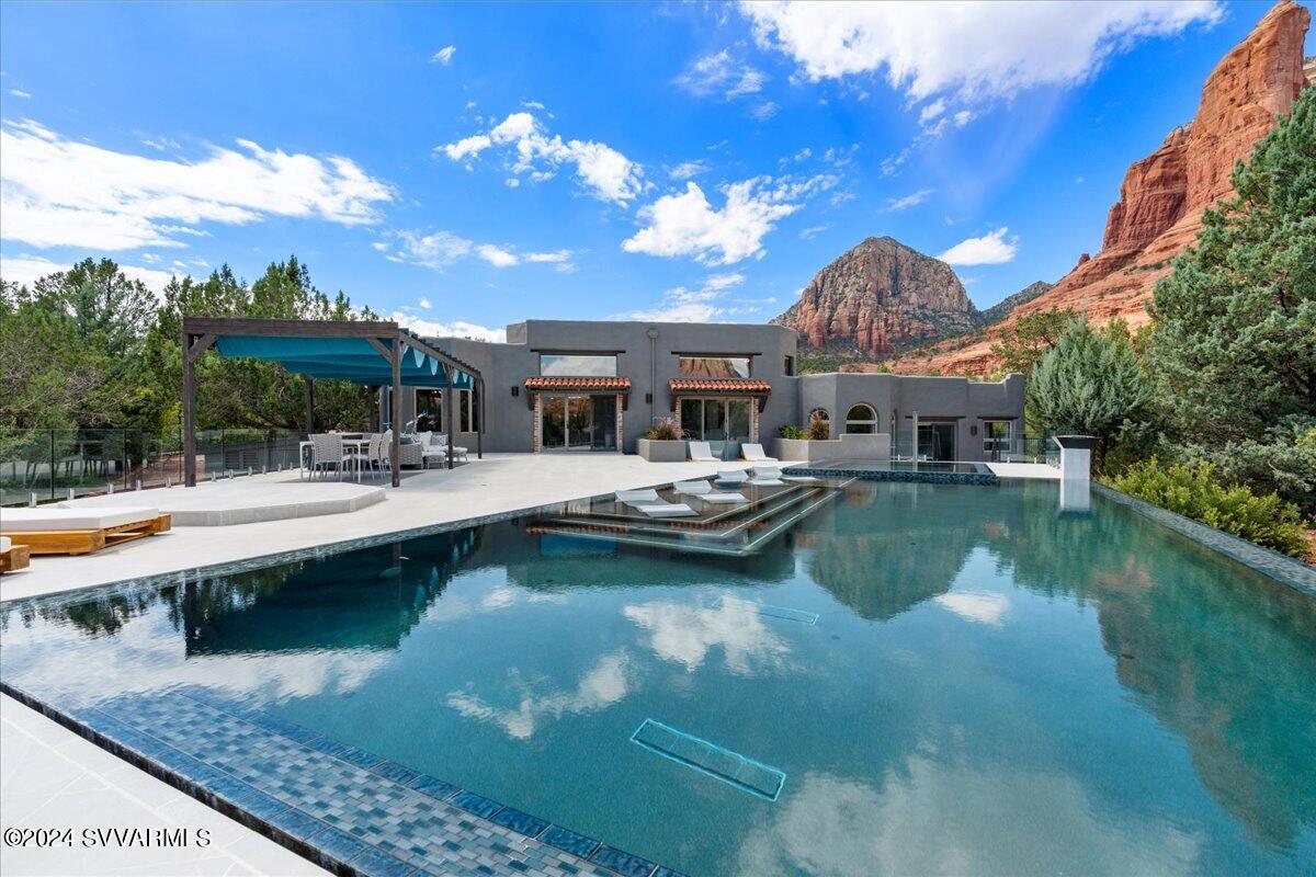 Shadow Rock - Residential