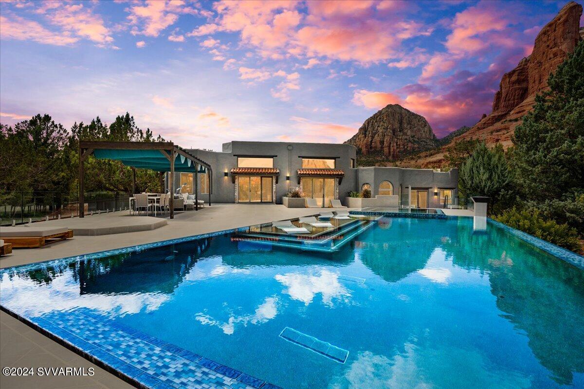 Shadow Rock - Residential