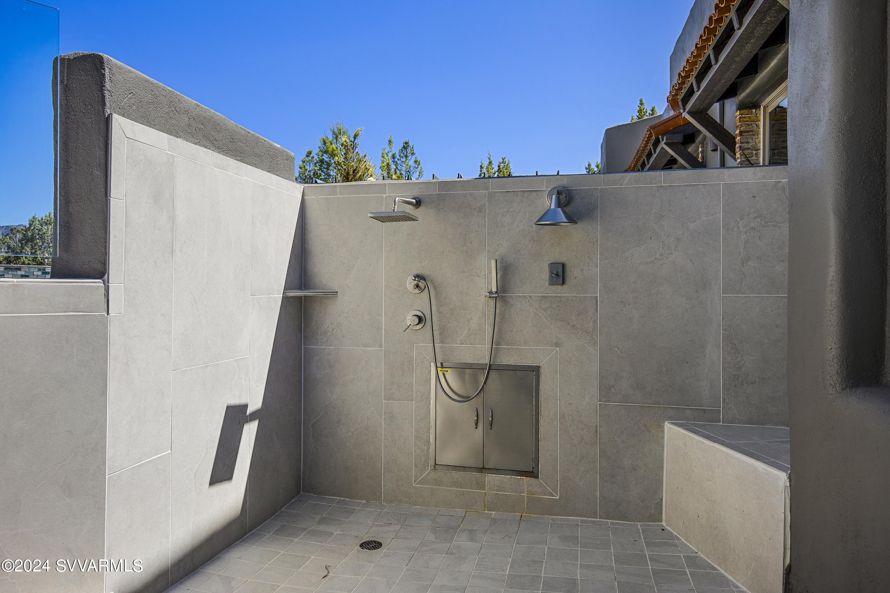 Shadow Rock - Residential