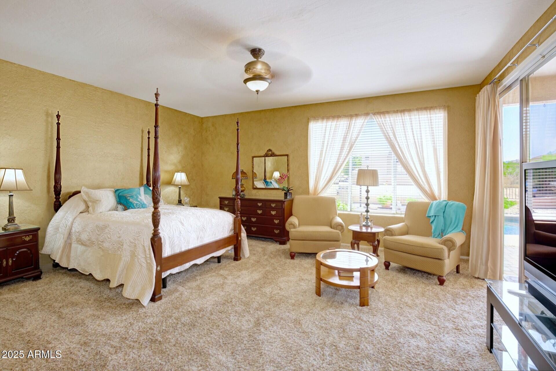 6839 W El Cortez Place