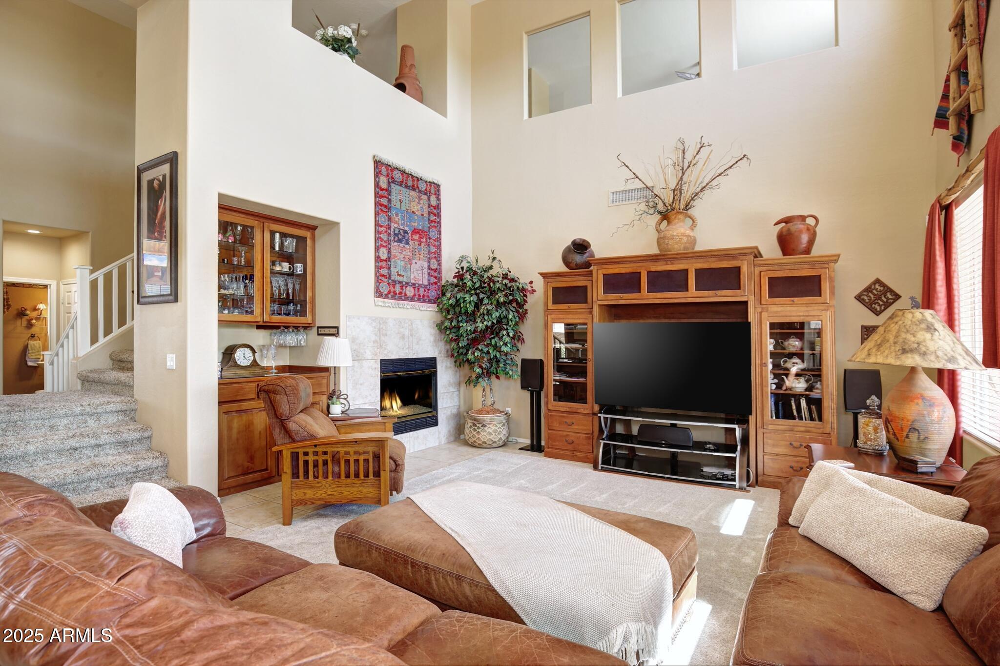 6839 W El Cortez Place