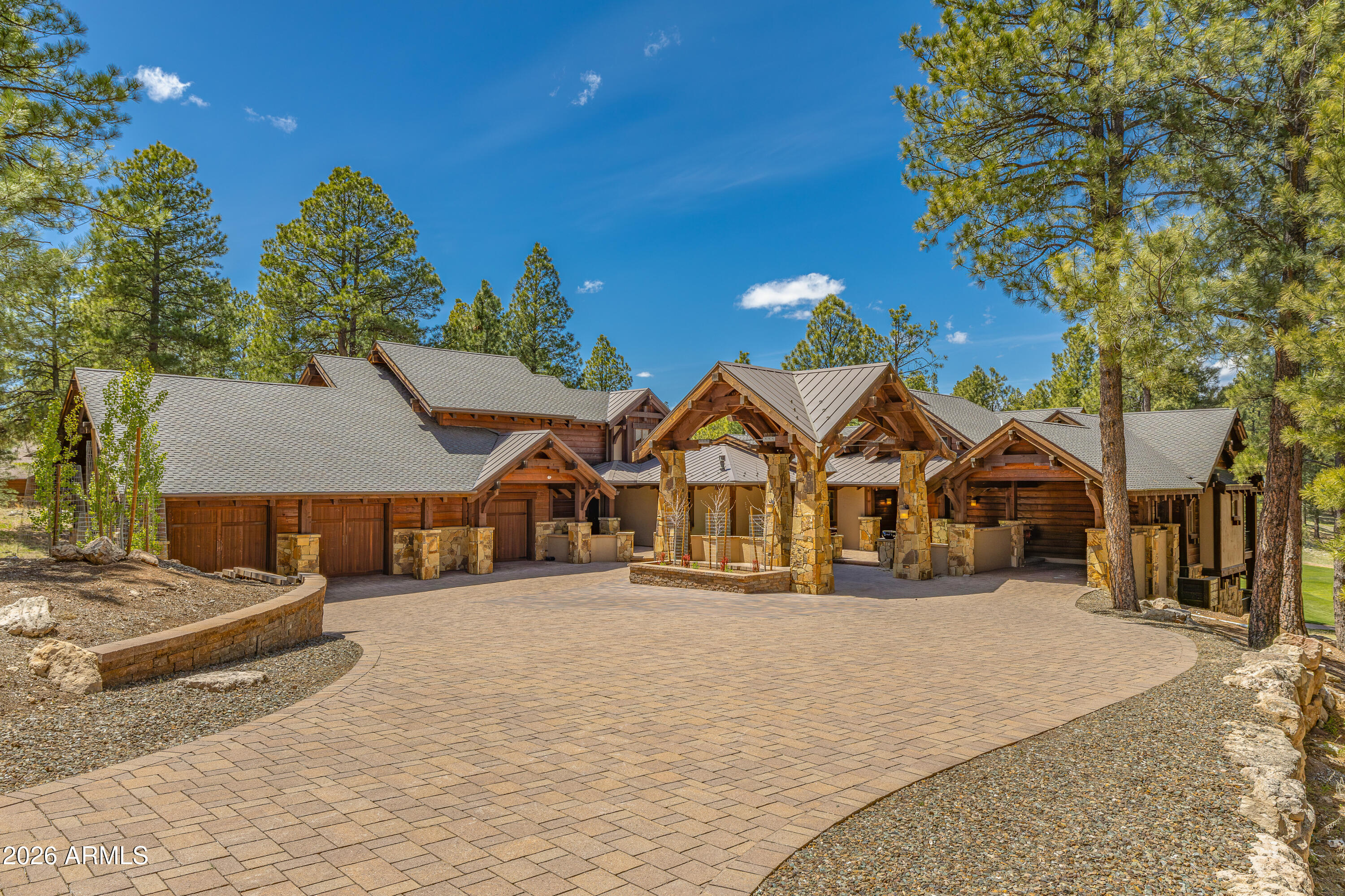 2398 E DEL RAE Drive