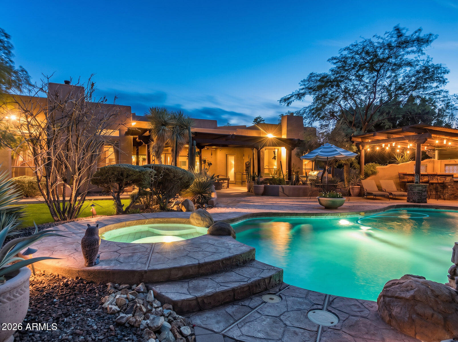 9614 W CAMINO DE ORO --