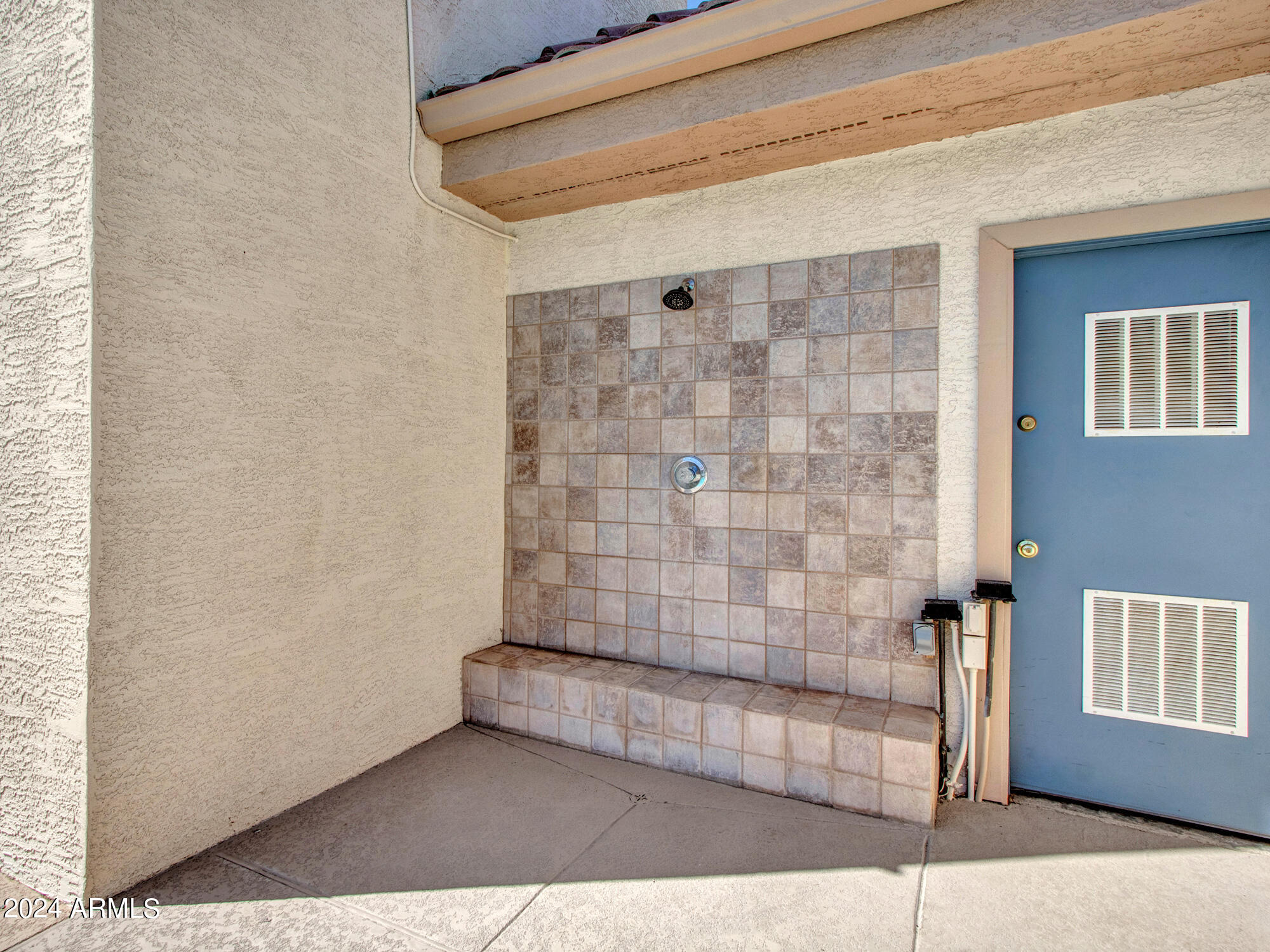 PYRAMIDS AT PALM VALLEY CONDOMINIUMS AMD - Residential