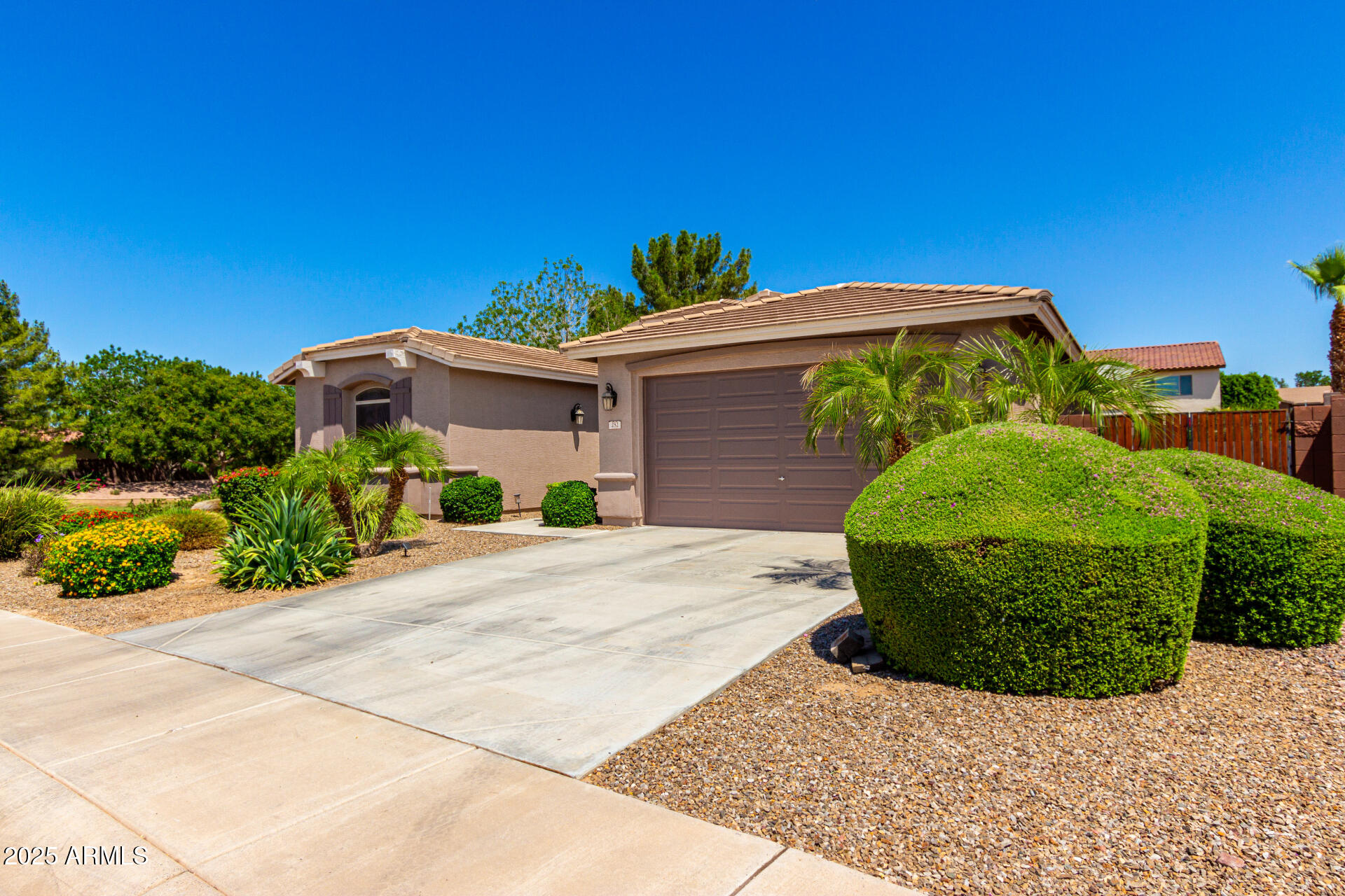 Homes for Sale in Queen Creek Arizona 3 252 W LEATHERWOOD Avenue