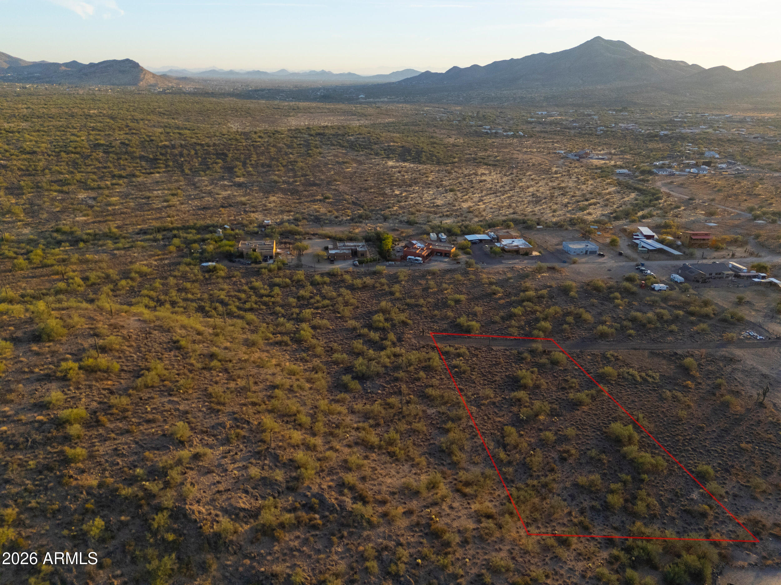 5XX W Golden Echo Dr  (202-08-441) -- -