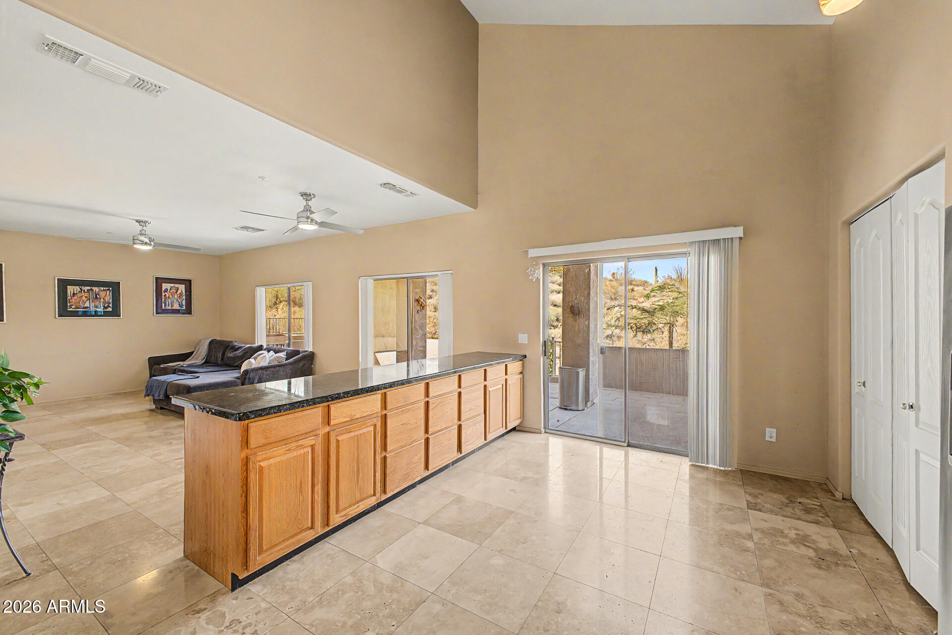DIAMANTE DEL LAGO - Residential